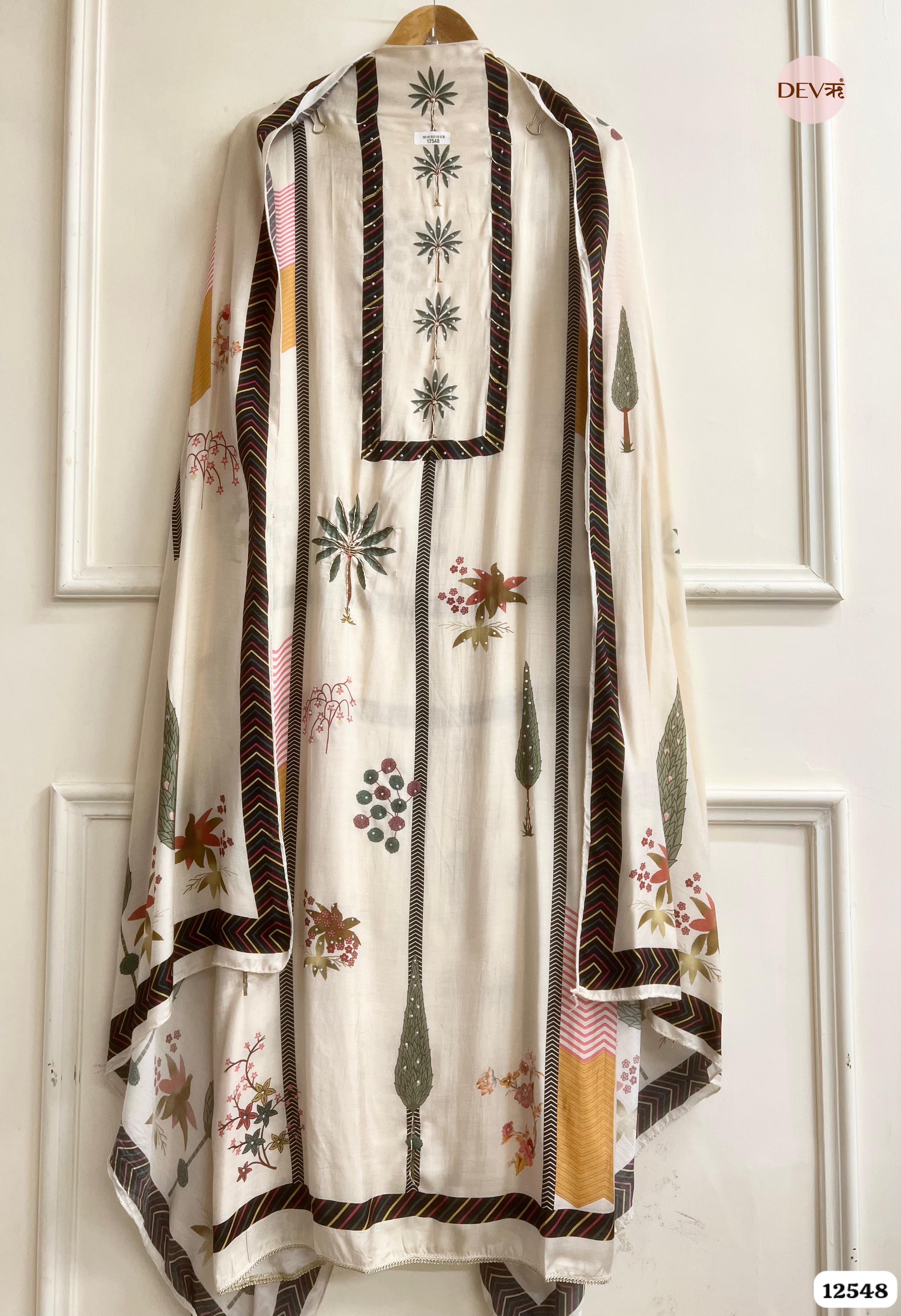 Off-White Muslin Printed Unstitched 3-Piece Suit (Devri – D.No 12548)