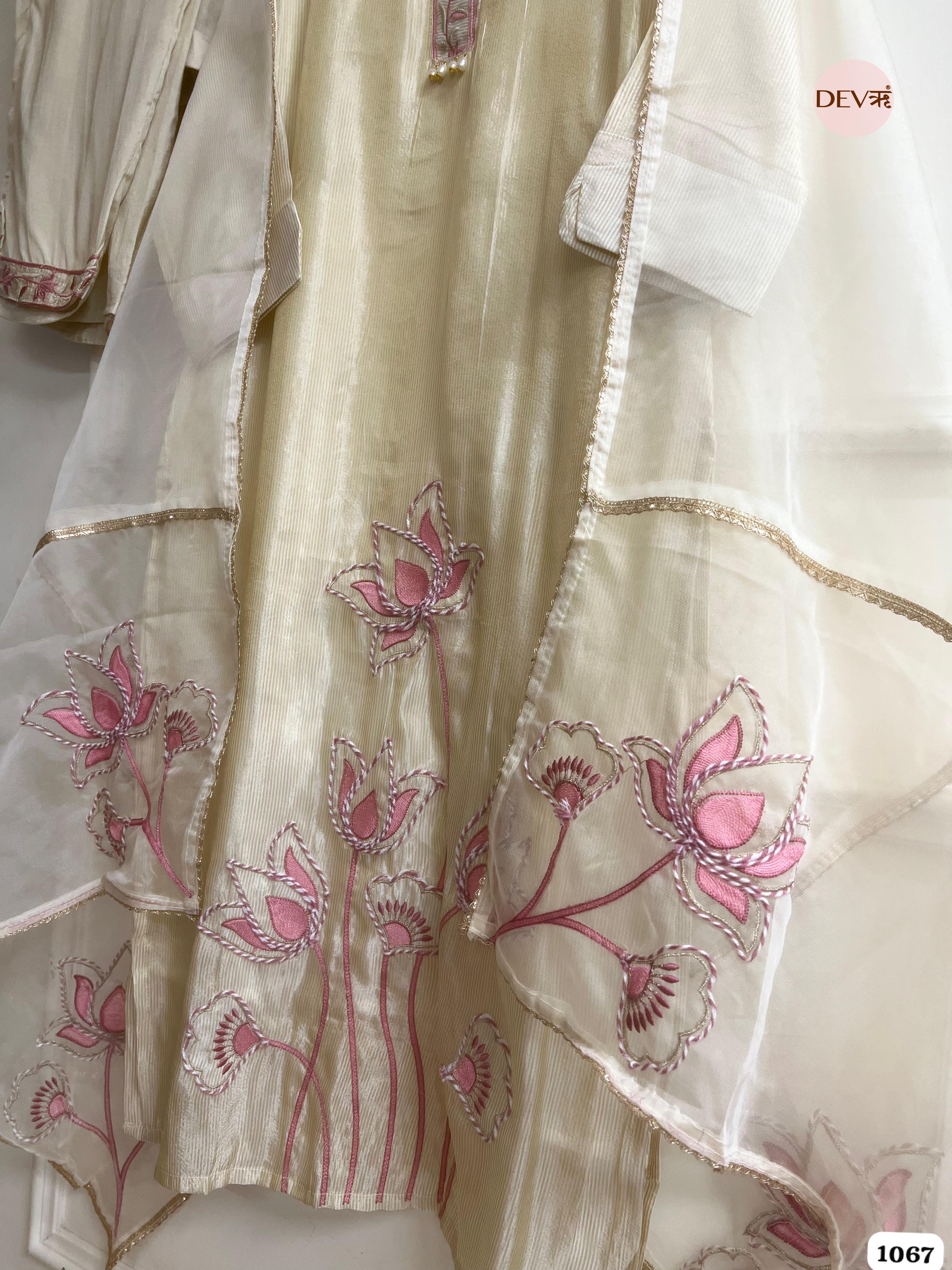 Aaryaa Tissue Silk Hand-Embroidered 3-Piece Set (Devri – D.No 1067)
