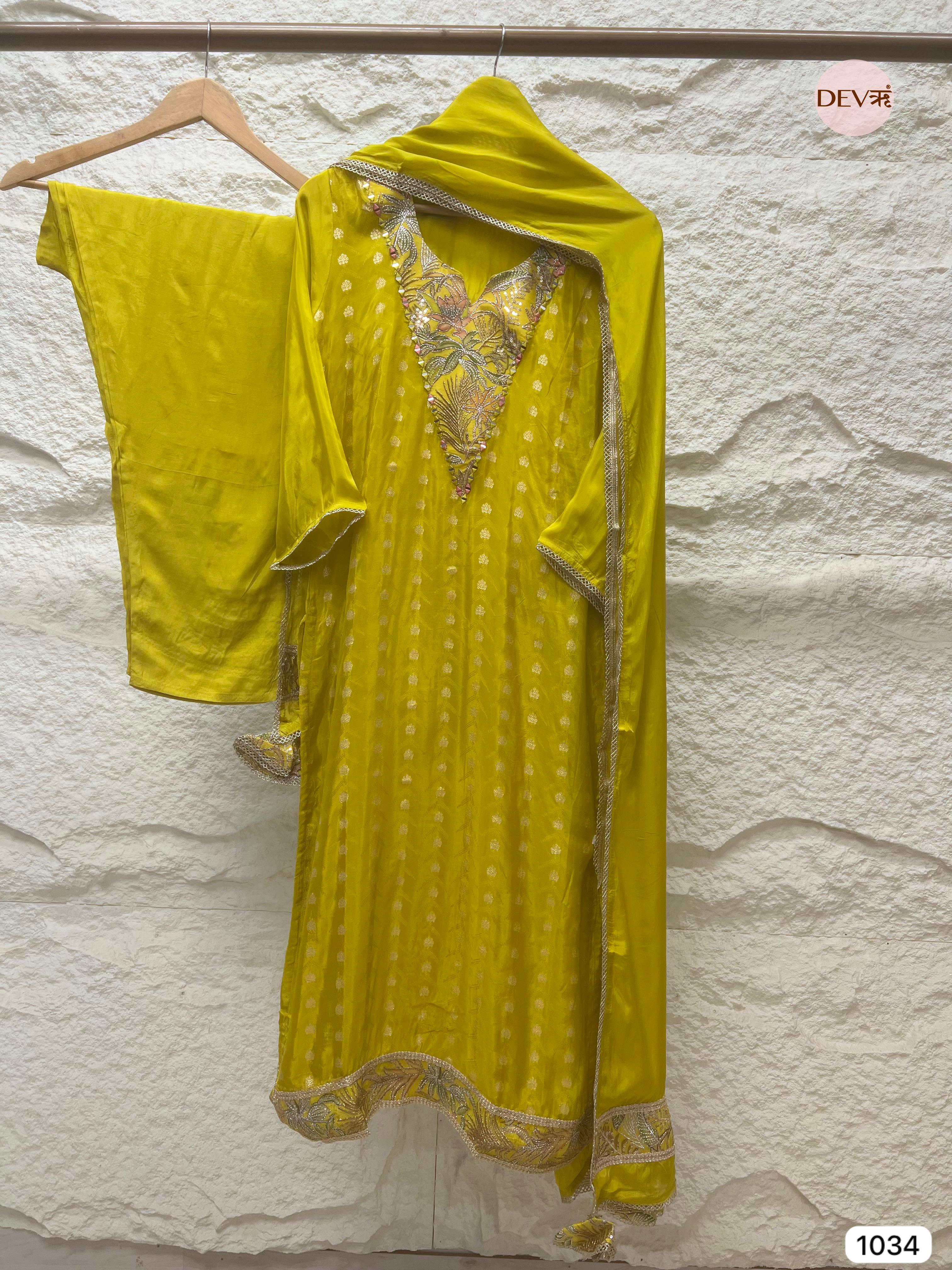 Sun Glow Chinon Silk 3-Piece Set {1034}