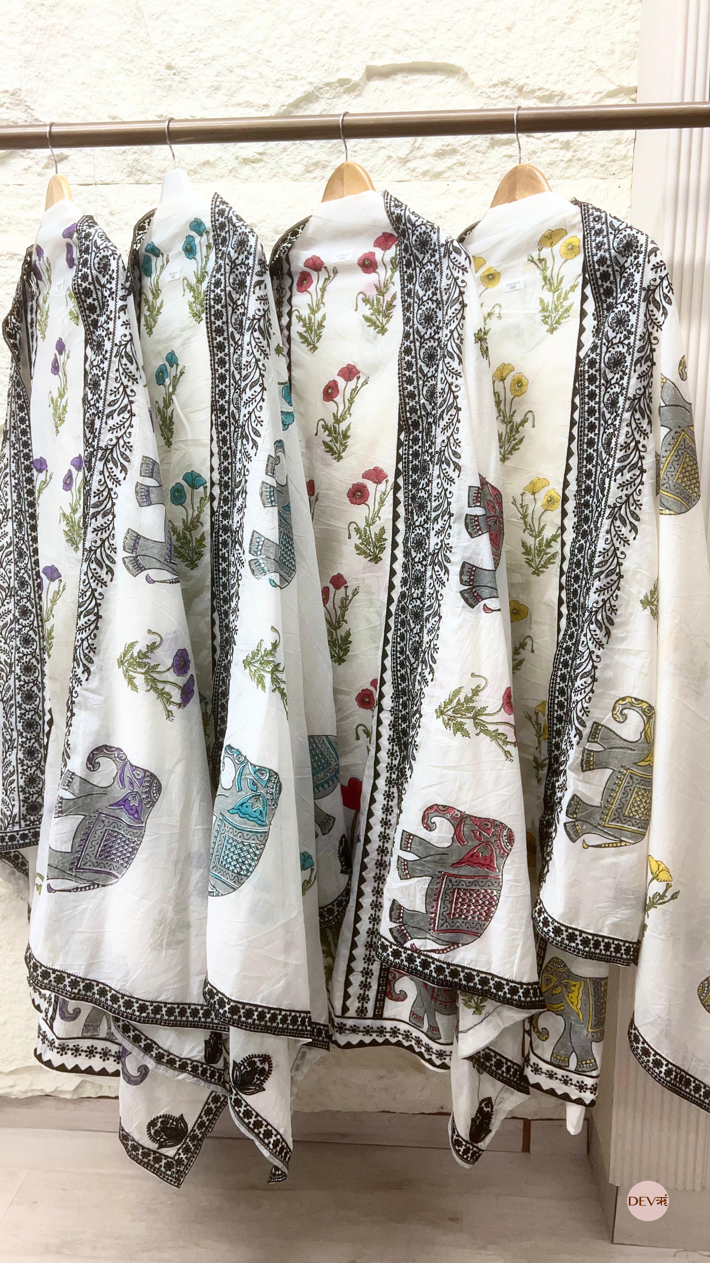 White Mul Chanderi Printed Unstitched 3-Piece Suit (Devri – D.No 12883)
