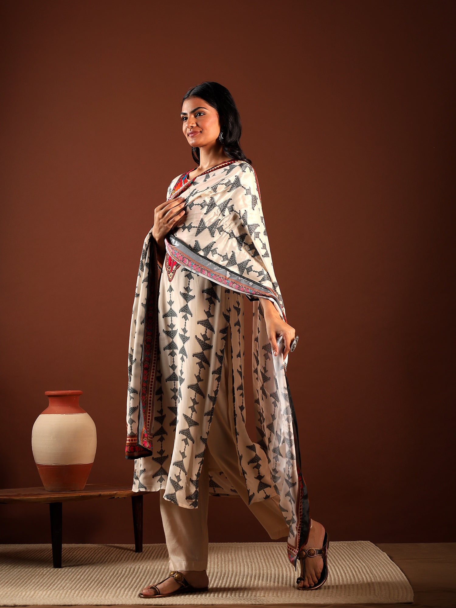 Ivory Charm Crepe 3-Piece Set {1012}