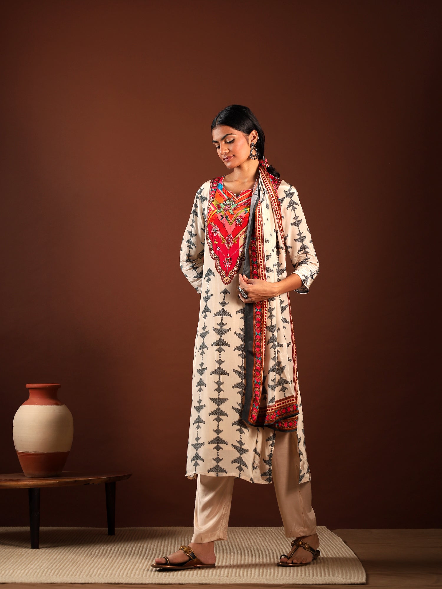 Ivory Charm Crepe 3-Piece Set {1012/M}