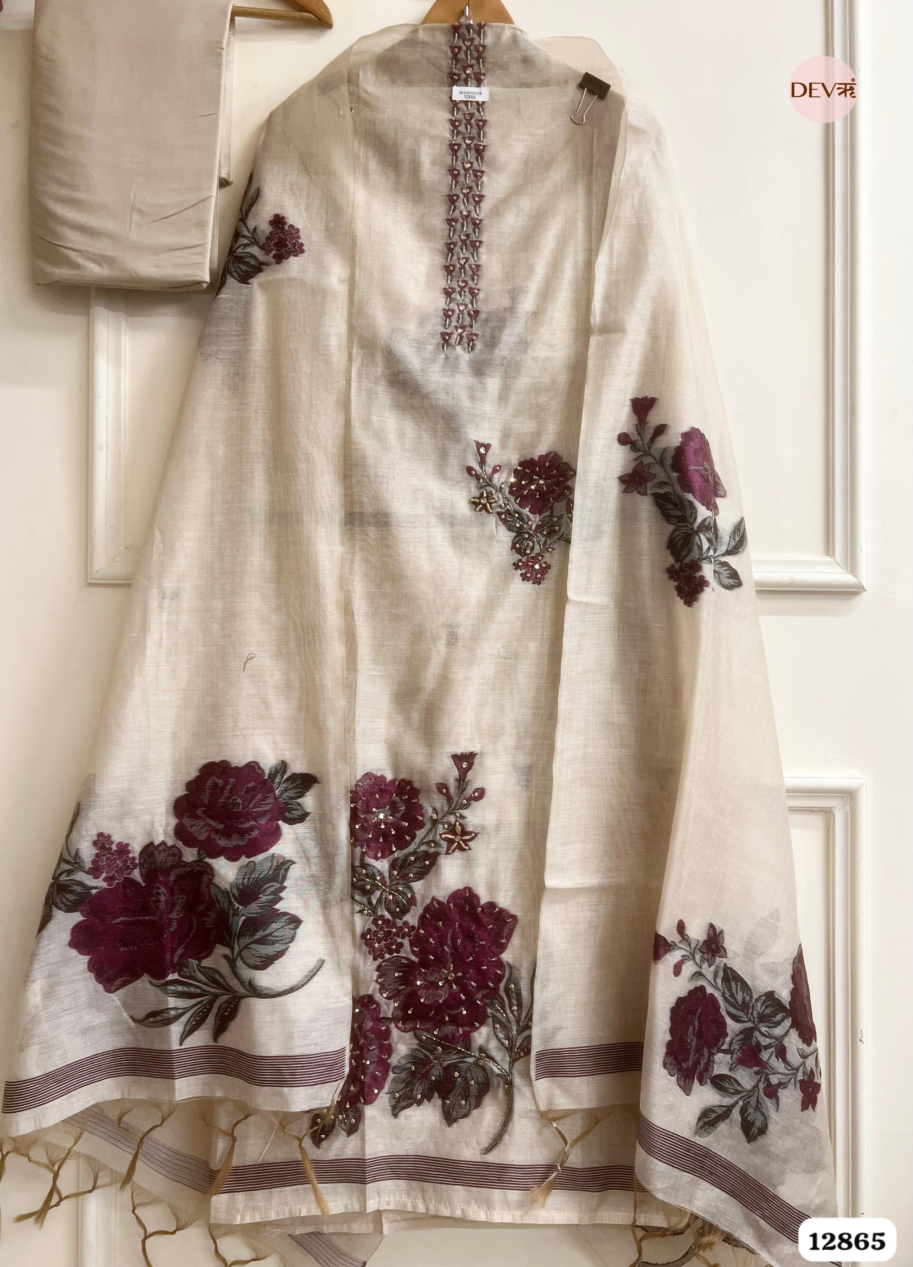 Ivory Mul Chanderi Embroidered Unstitched 3-Piece Suit (Devri – D.No 12865)