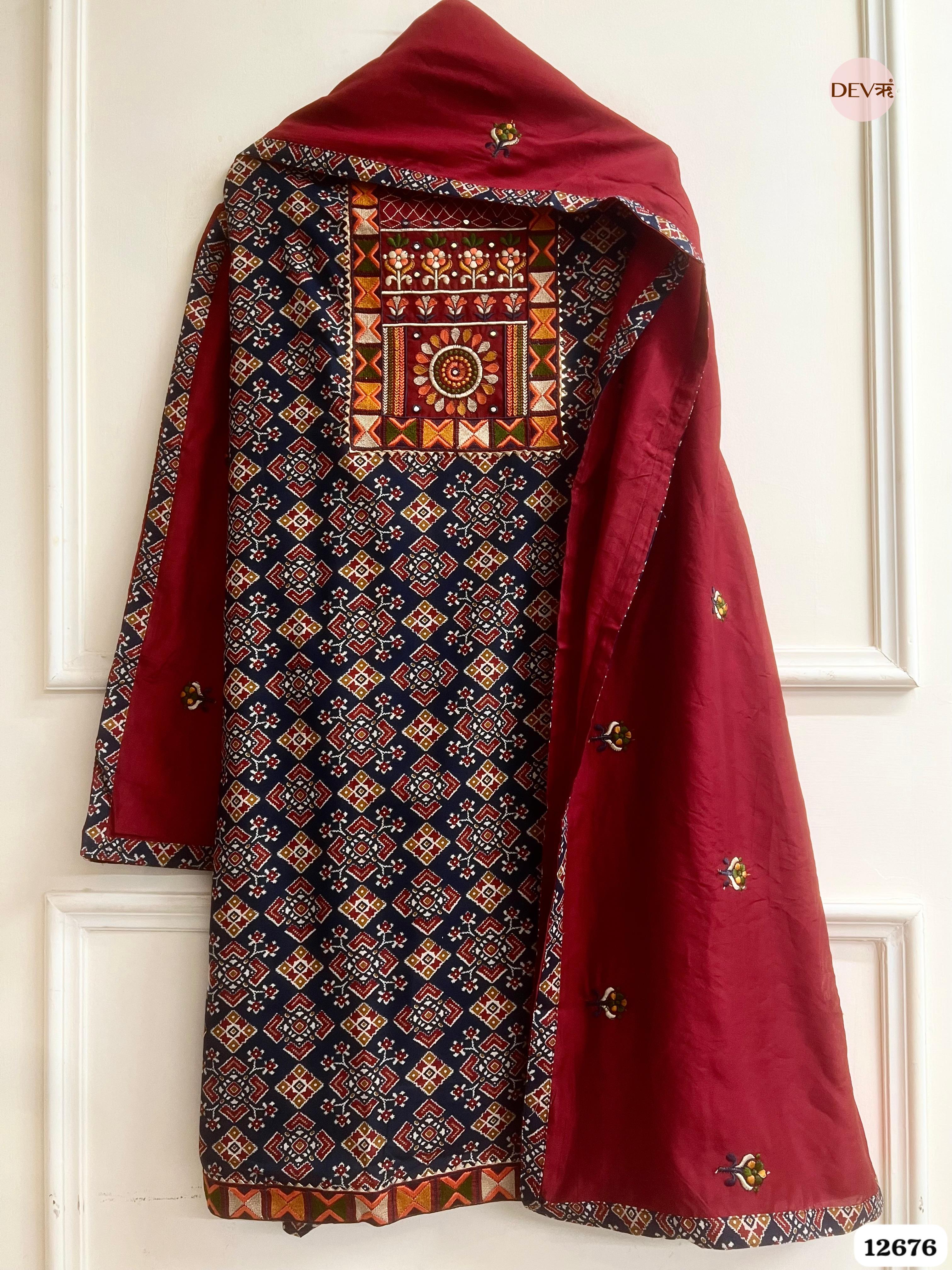 Navy and Maroon Modal Silk Printed Unstitched 3-Piece Suit (Devri – D.No 12676)