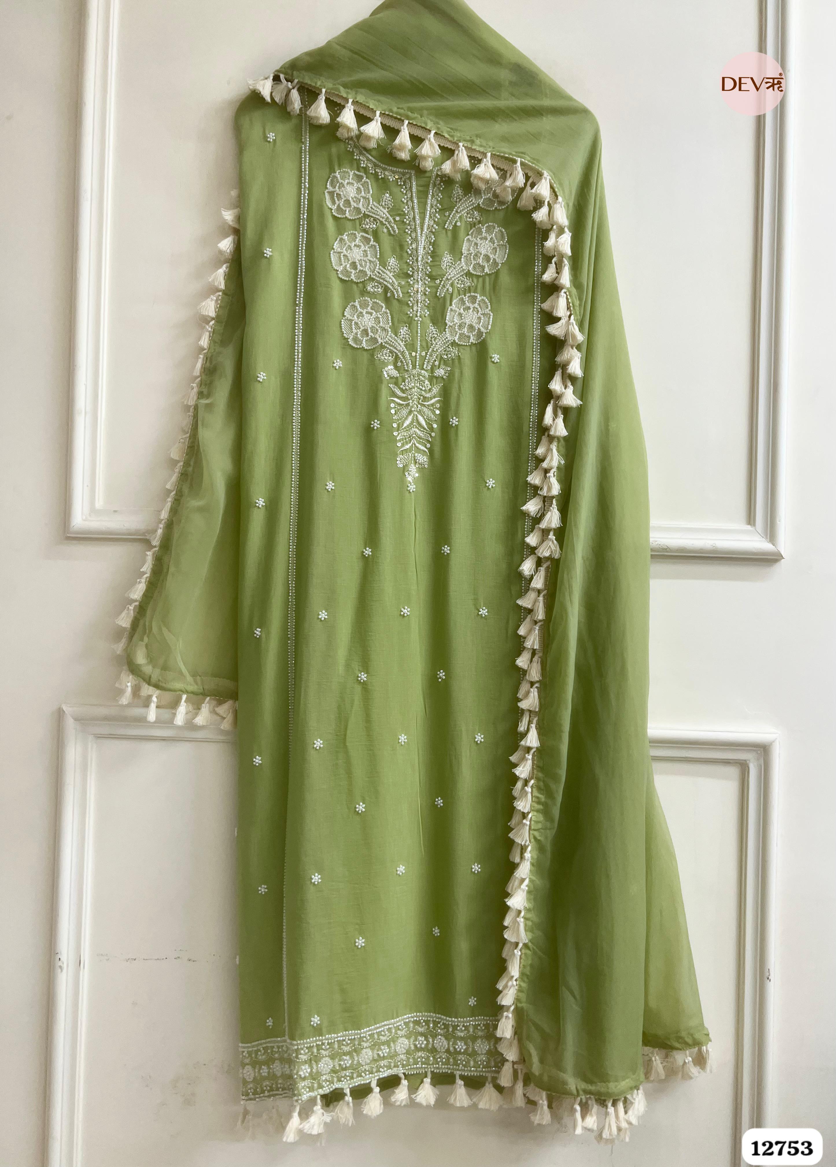 Mehendi Green Mul Cotton Embroidered Unstitched 3-Piece Suit (Devri – D.No 12753)