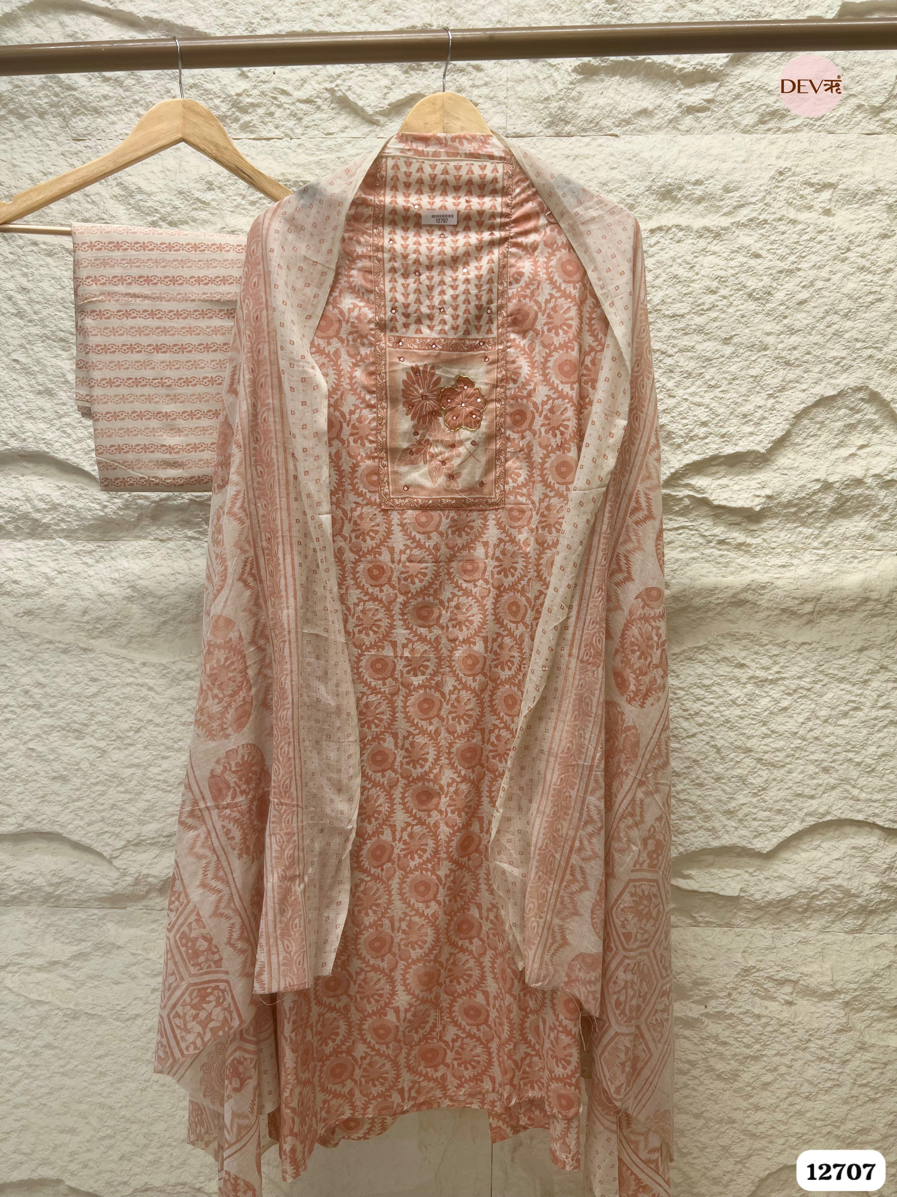Peach Cotton Printed Unstitched 3-Piece Suit (Devri – D.No 12707)