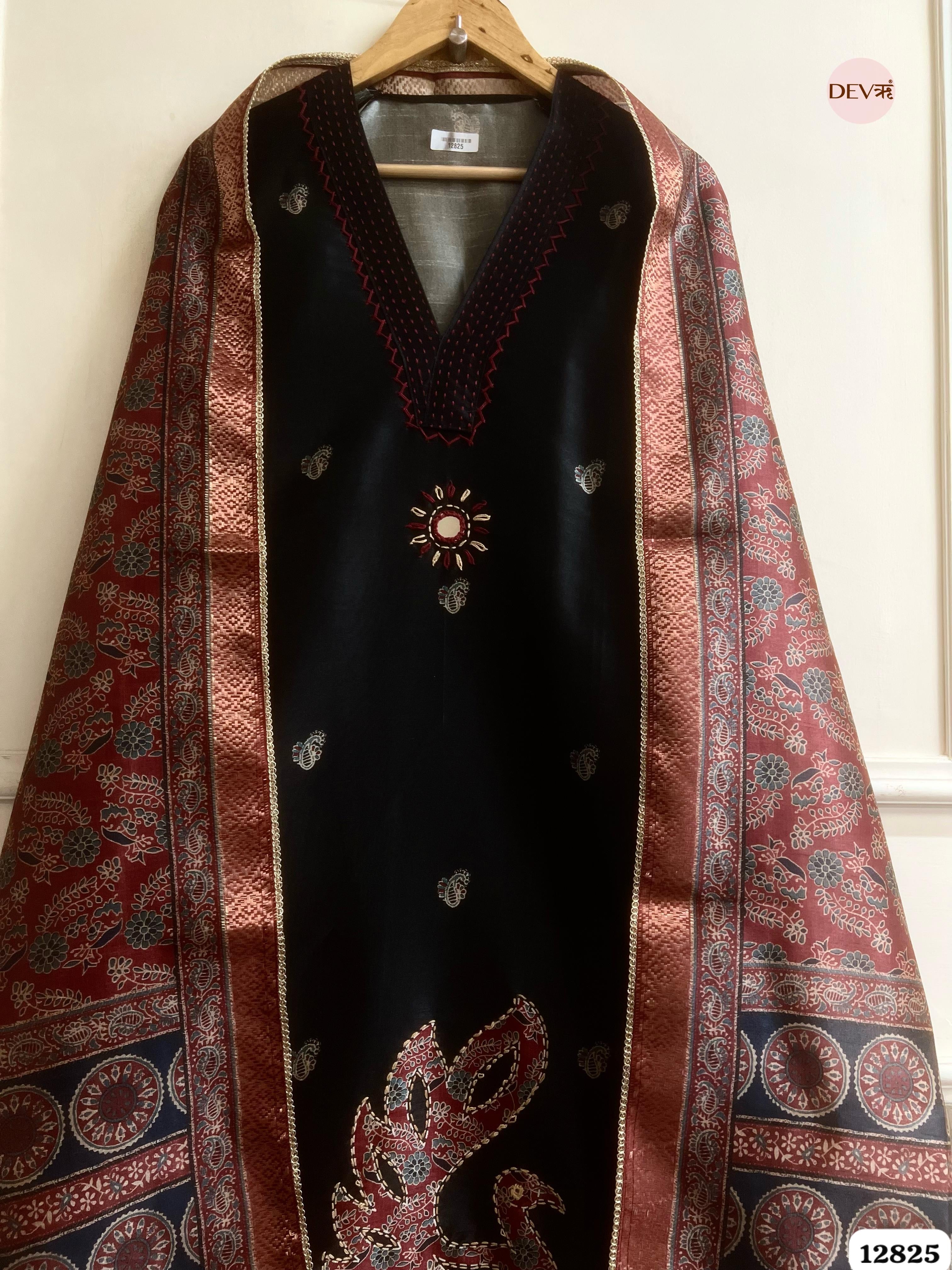 Black chanderi silk printed Unstitched 3-Piece Suit (Devri – D.No12825)