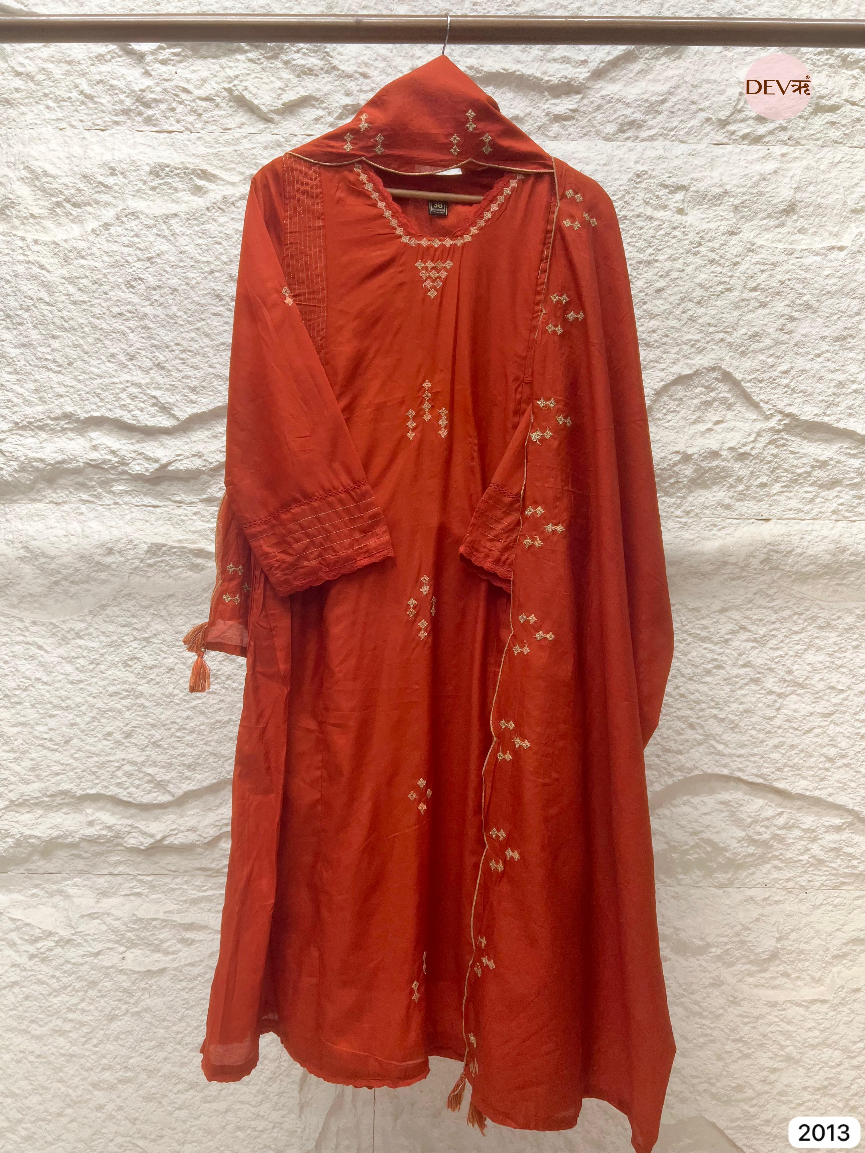 Rust Crafted In Airy Mul Chanderi -Set Of 3 - {2013}