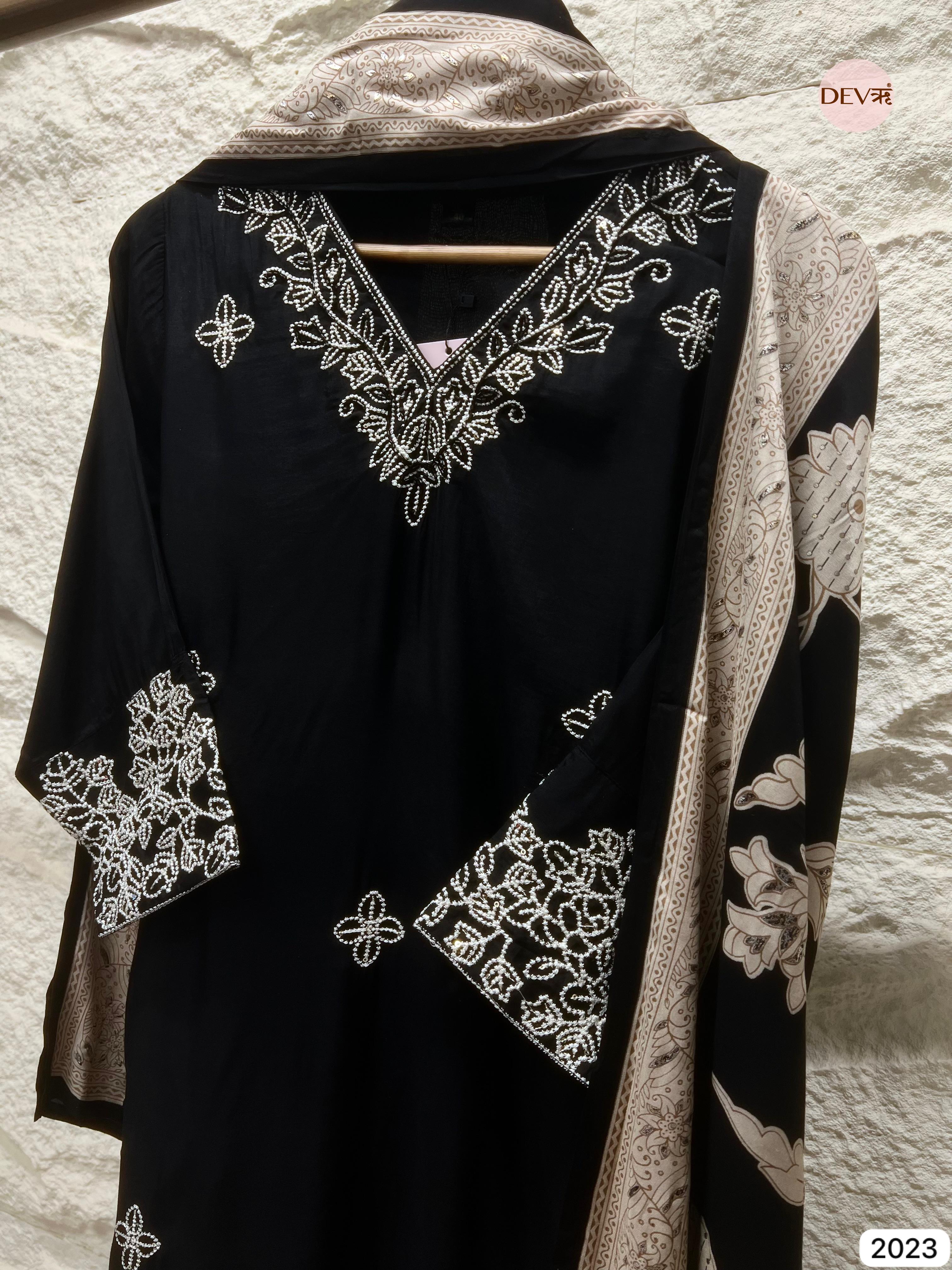 Black Embroidered Muslin 3-Piece Set - {2023}