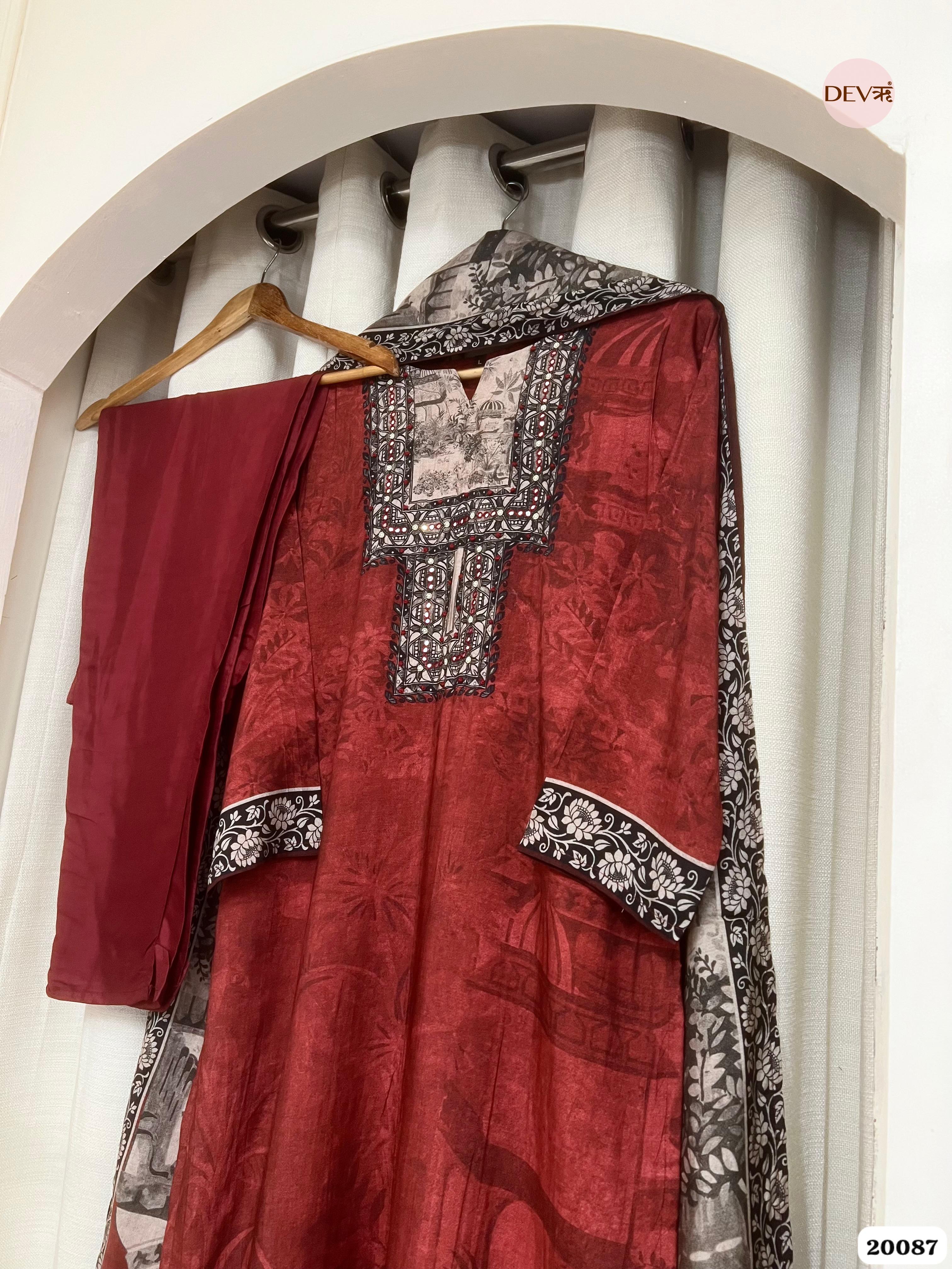 Aaranya Muslin Digital Printed Maroon 3-Piece Set (Devri – D.No 20087)