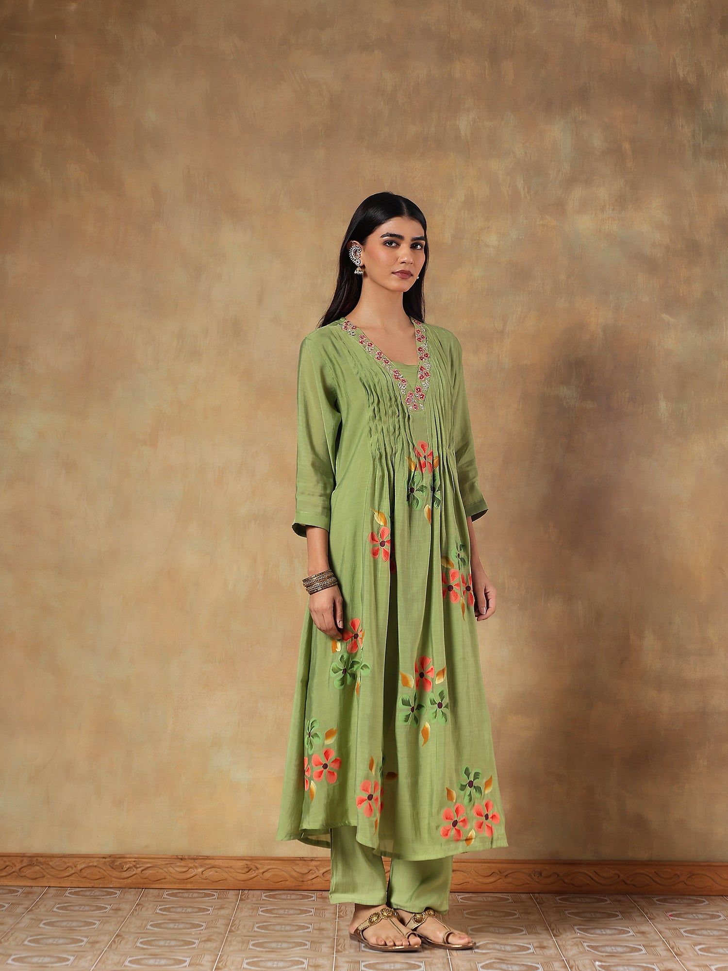 Vanya Mul Chanderi Hand-Embroidered 3-Piece Set (Devri – D.No 1078)