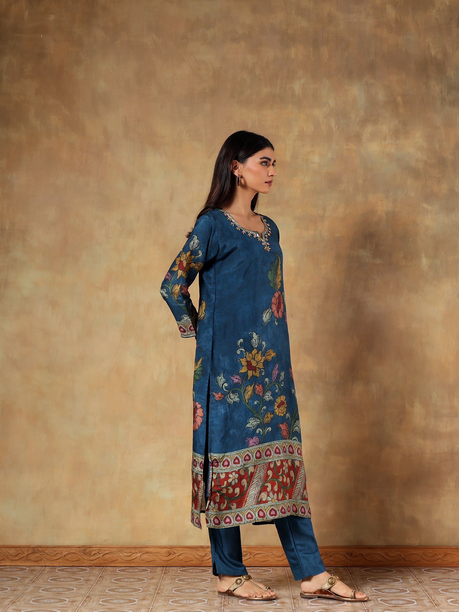 Mira Russian Silk Printed 3-Piece Set (Devri – D.No 1076)