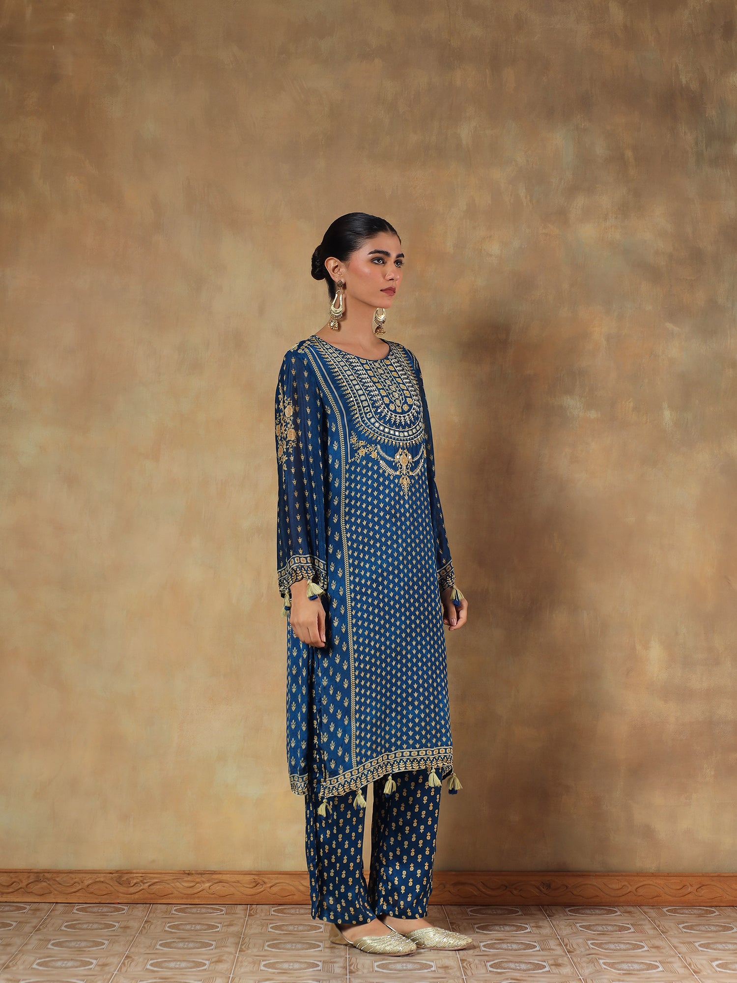 Noorvi Navy Viscose Silk Embroidered 3-Piece Set - {1085/M}