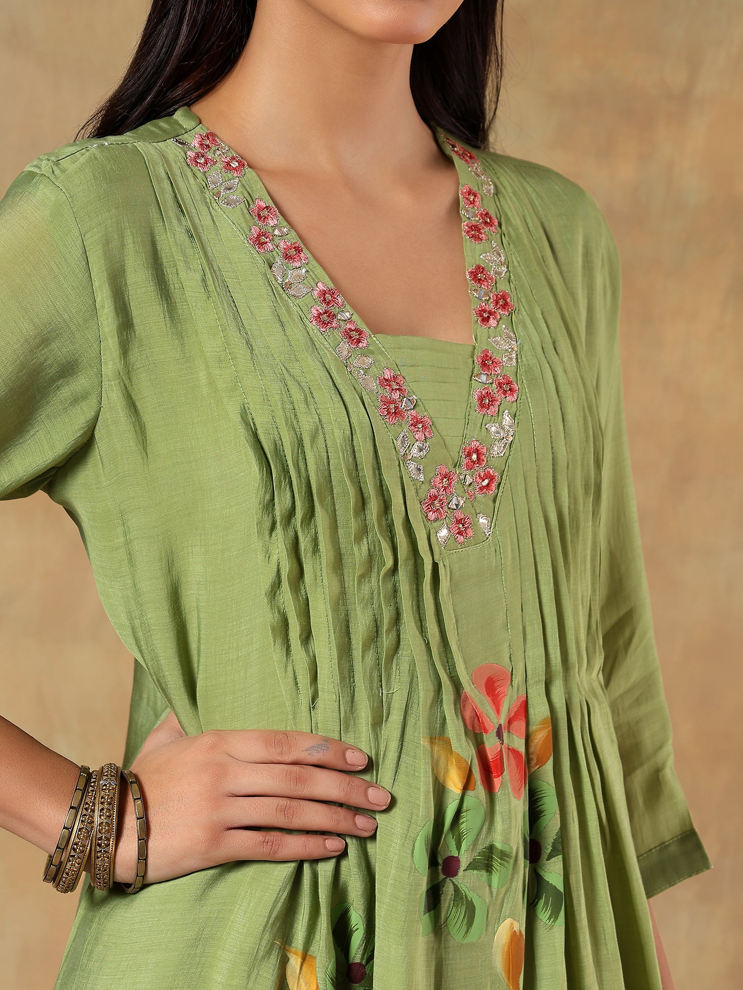 Vanya Mul Chanderi Hand-Embroidered 3-Piece Set (Devri – D.No 1078)