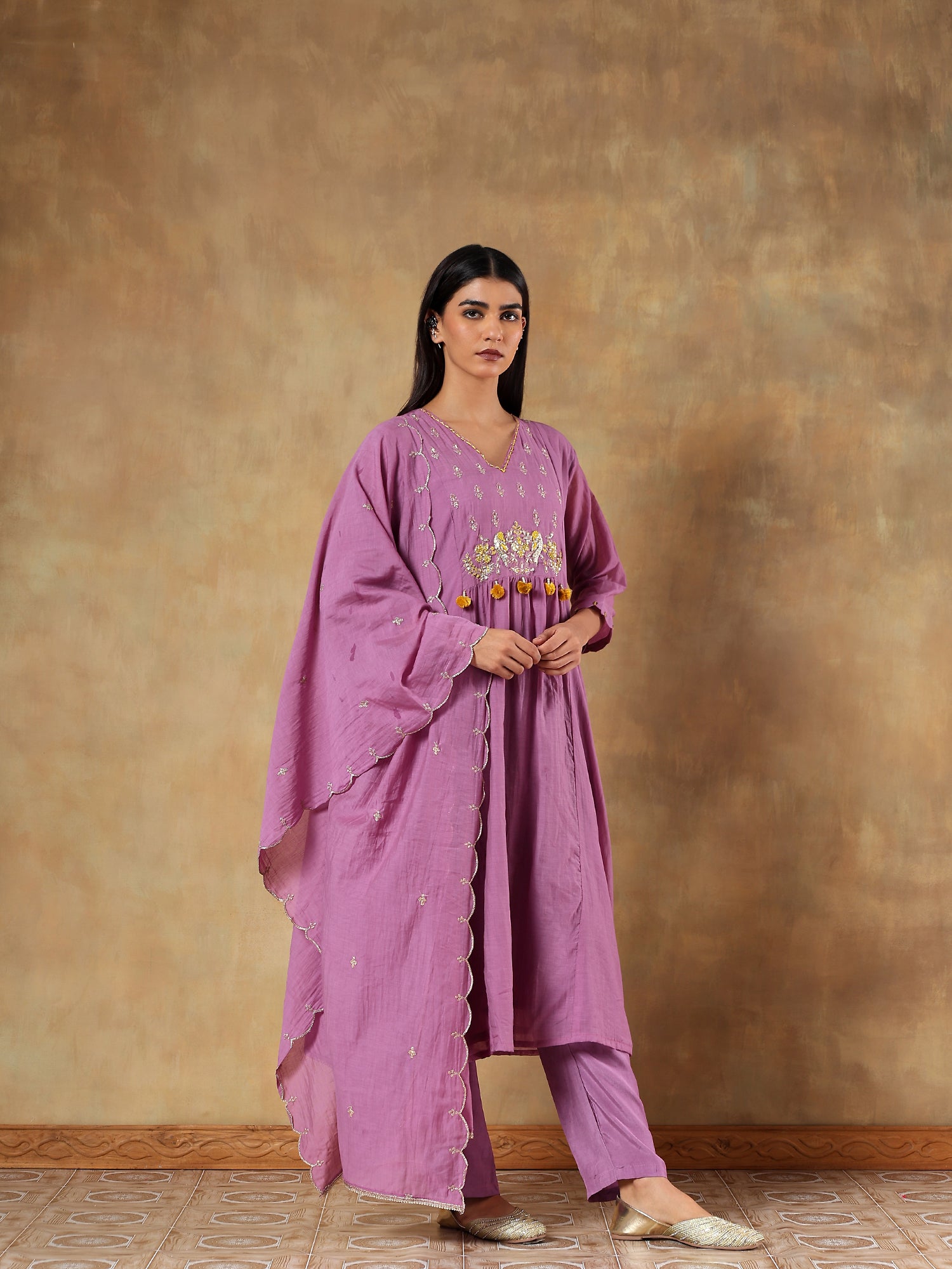 Suhaira Mul Cotton Chanderi Hand-Embroidered 3-Piece Set (Devri – D.No 2000)