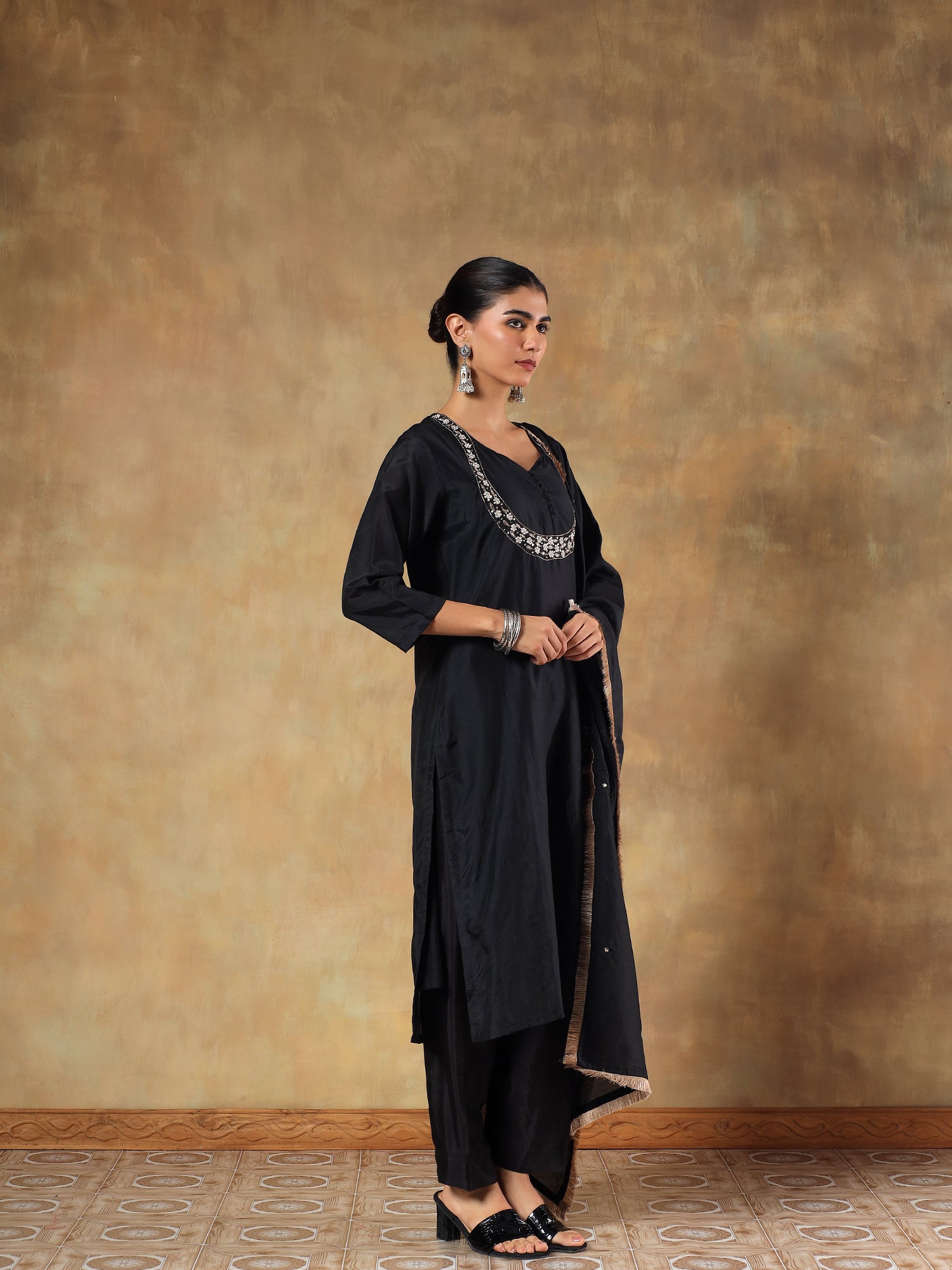 Zehra Pure Mul Silk Hand-Embroidered 3-Piece Set - {2010}