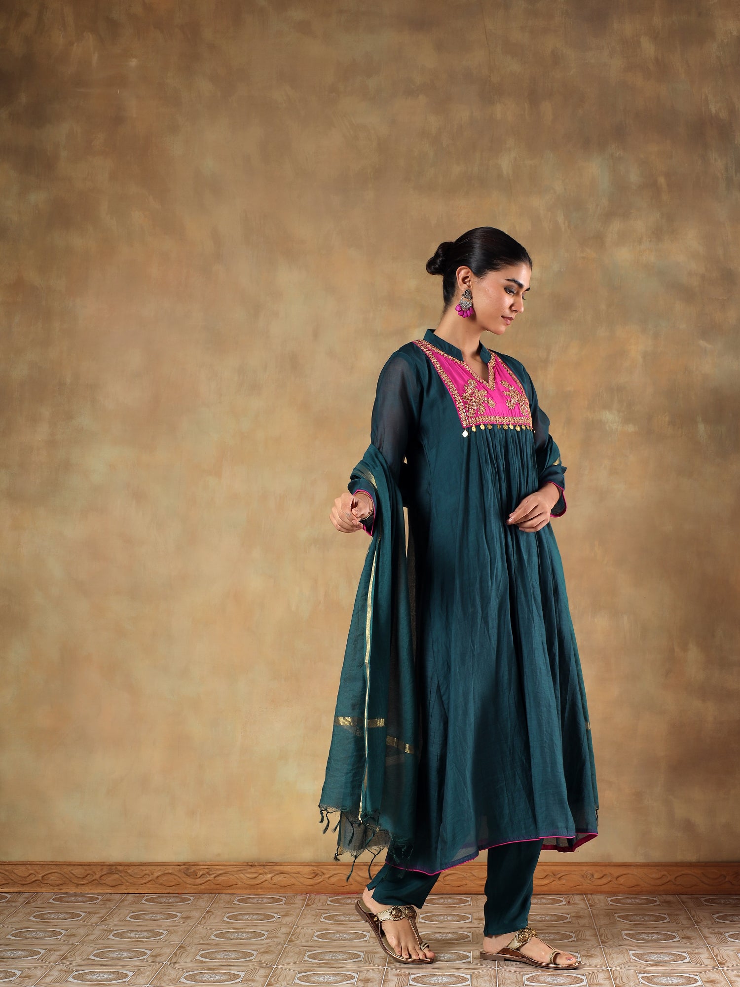 Neelkamal Mul Chanderi Embroidered 3-Piece Set - {1088}