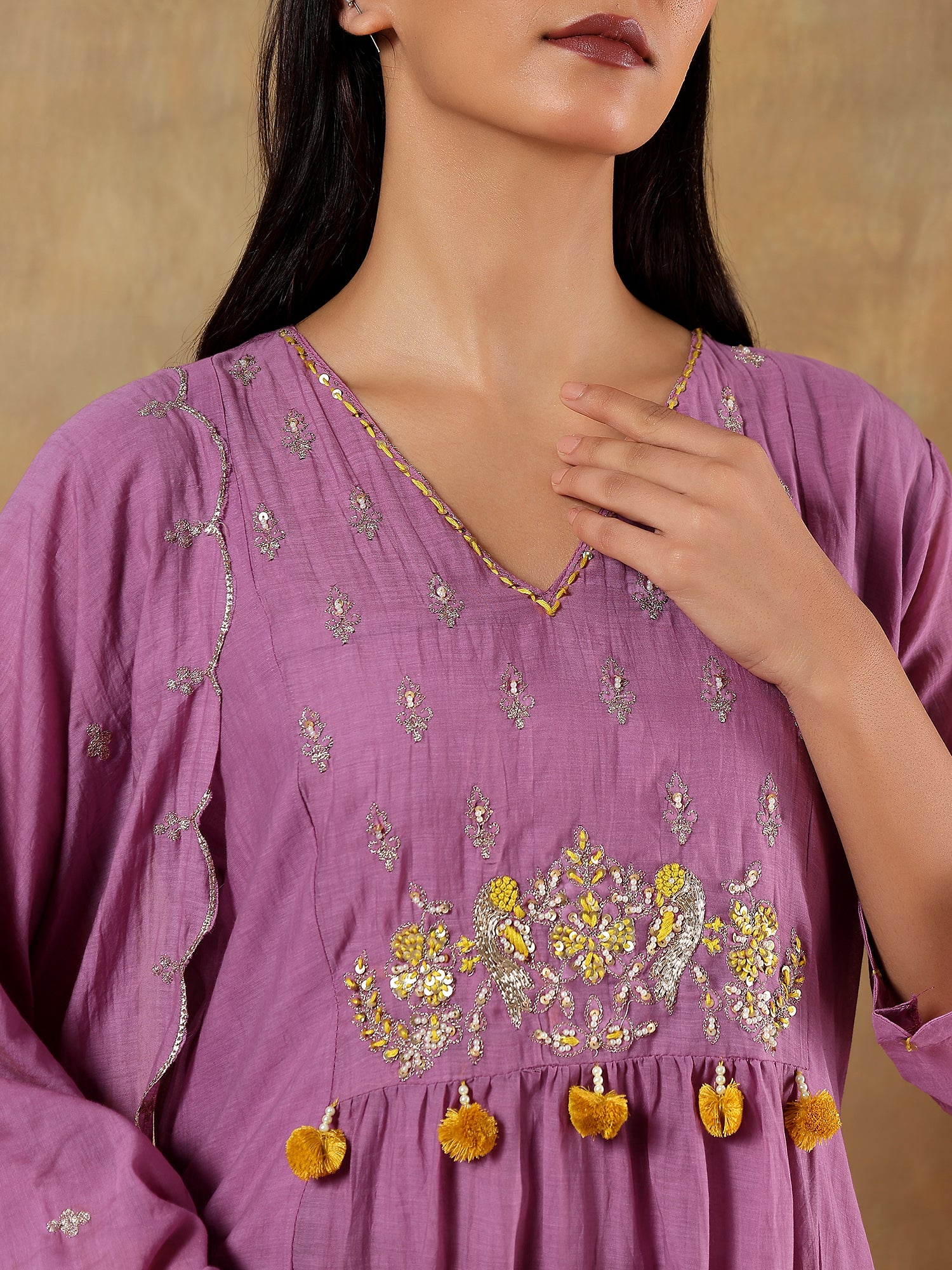 Suhaira Mul Cotton Chanderi Hand-Embroidered 3-Piece Set (Devri – D.No 2000)