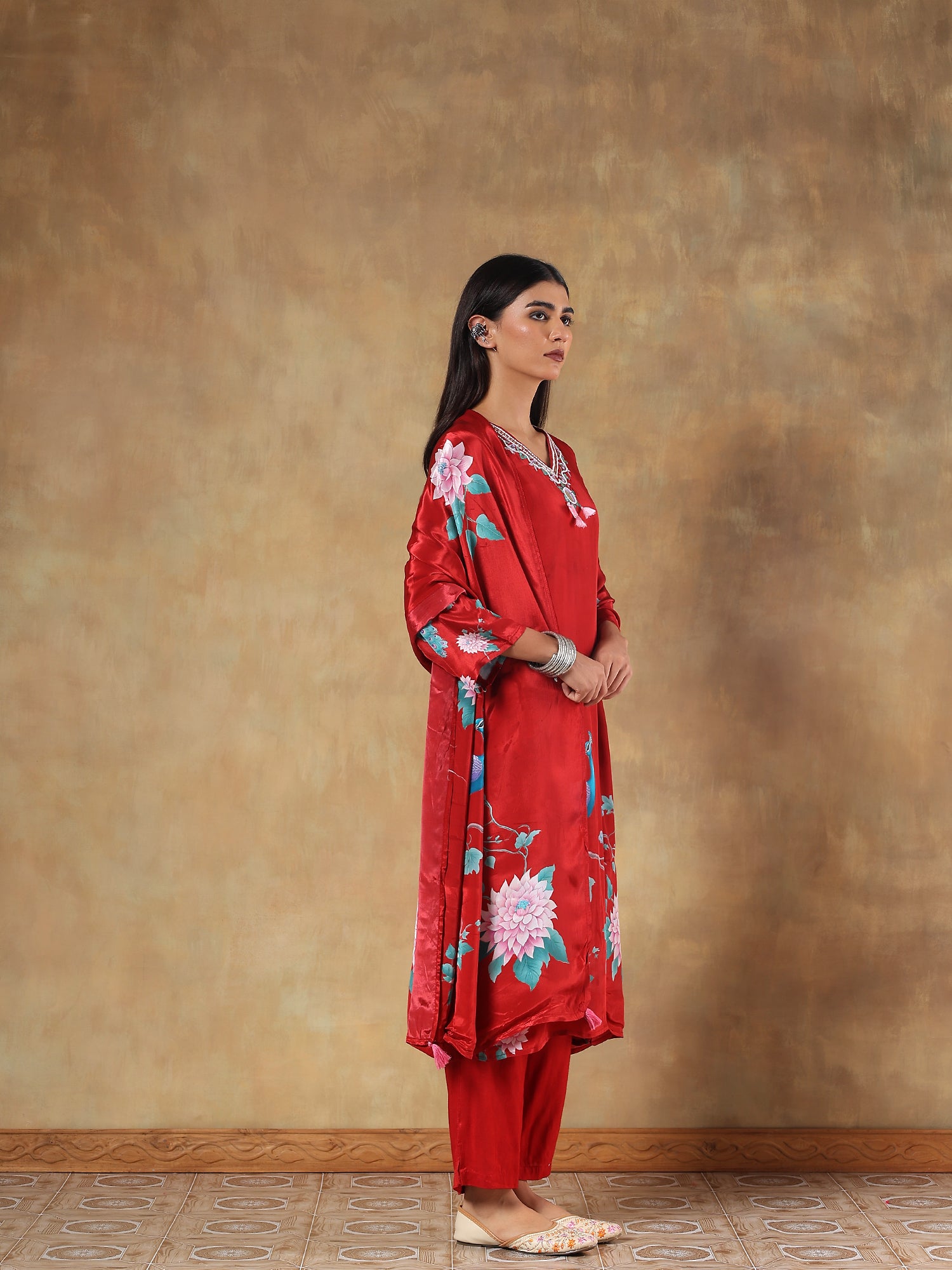 Noor Natural Crepe Printed 3-Piece Set (Devri – D.No 1079)