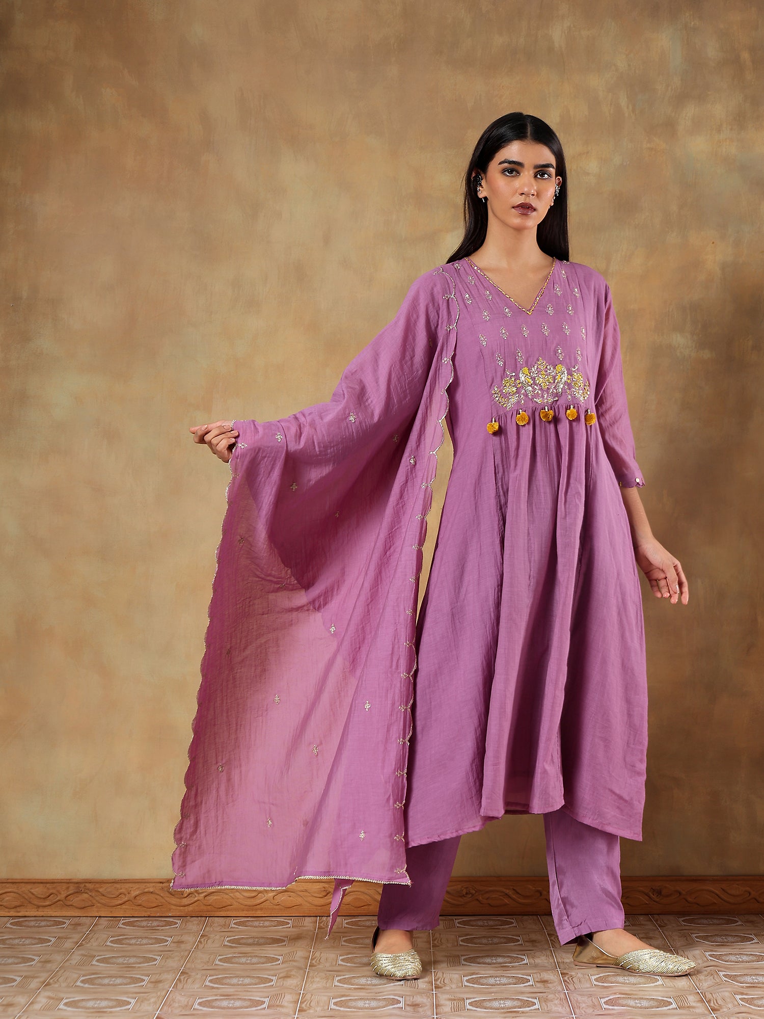 Suhaira Mul Cotton Chanderi Hand-Embroidered 3-Piece Set (Devri – D.No 2000)
