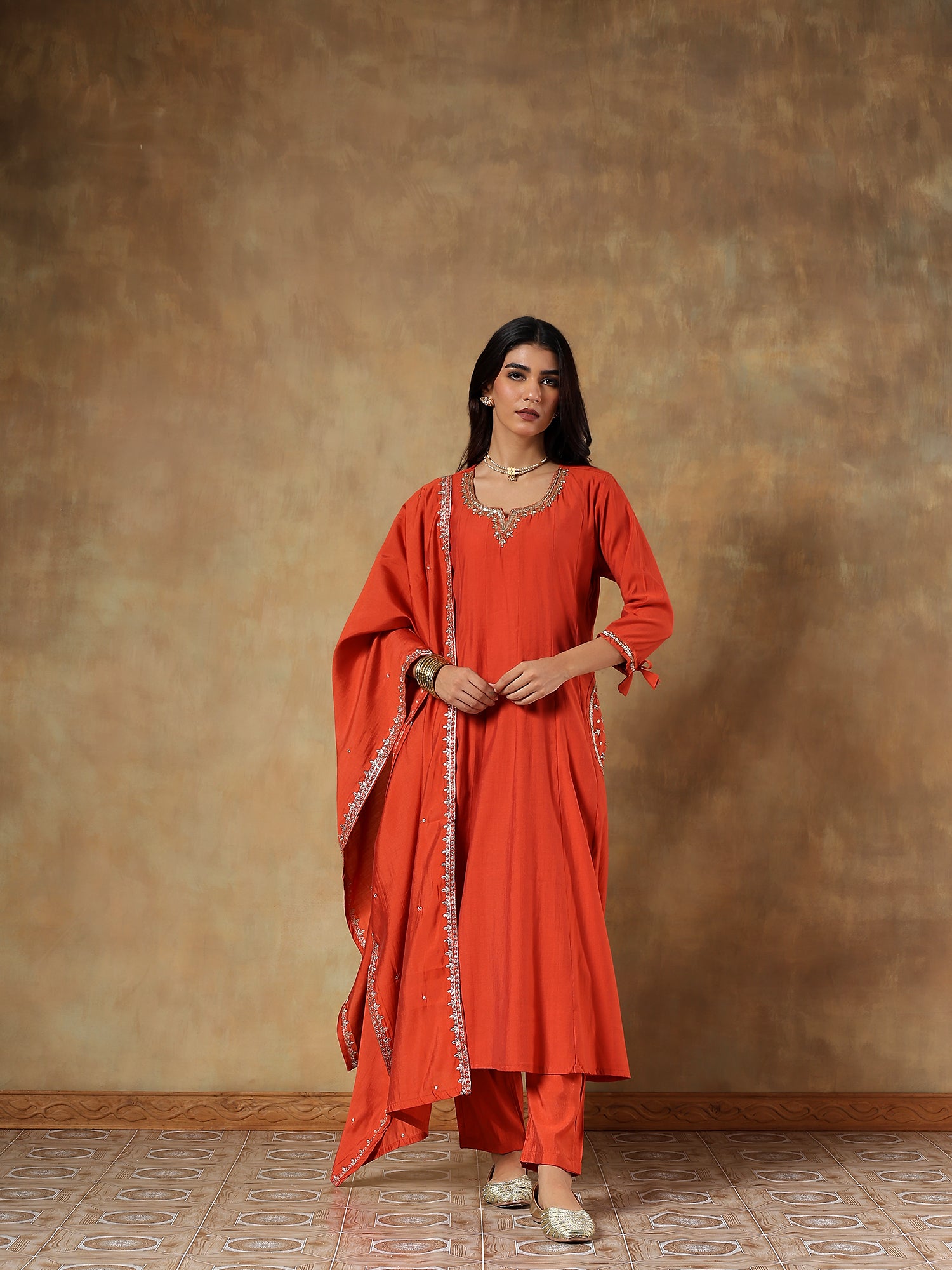 Aarushi Silk Hand-Embroidered 3-Piece Set (Devri – D.No 1092)