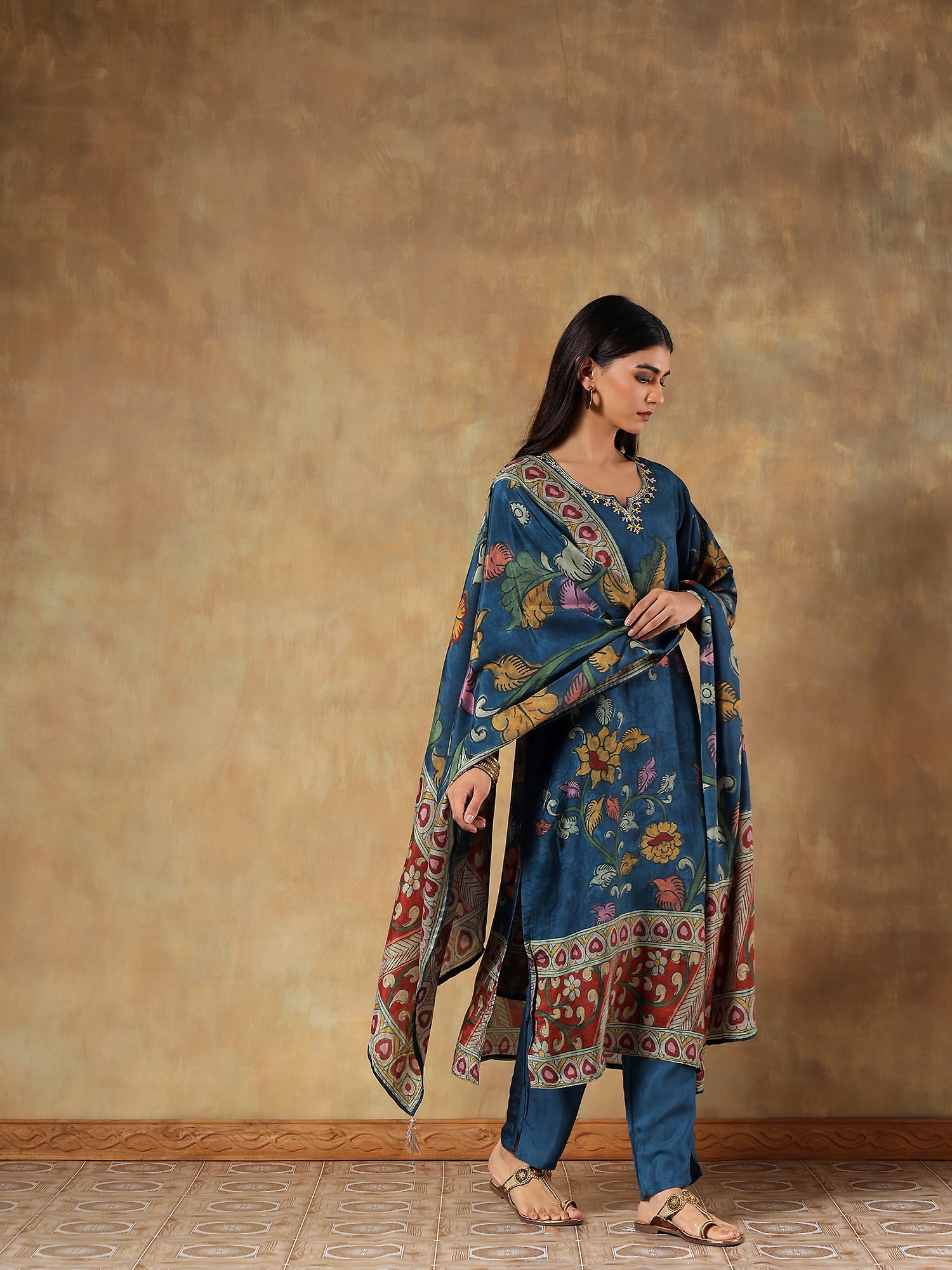 Mira Russian Silk Printed 3-Piece Set (Devri – D.No 1076)