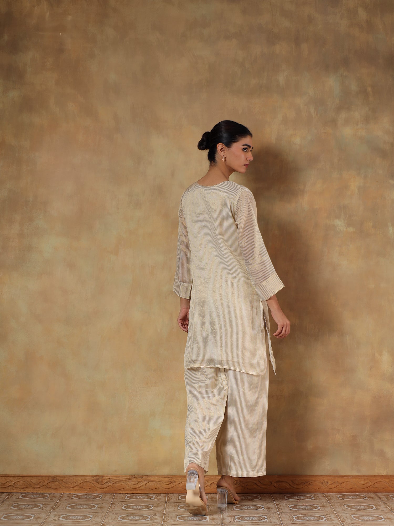 Gulzar Tissue Silk Hand-Embroidered 2-Piece Set - {1096/M}