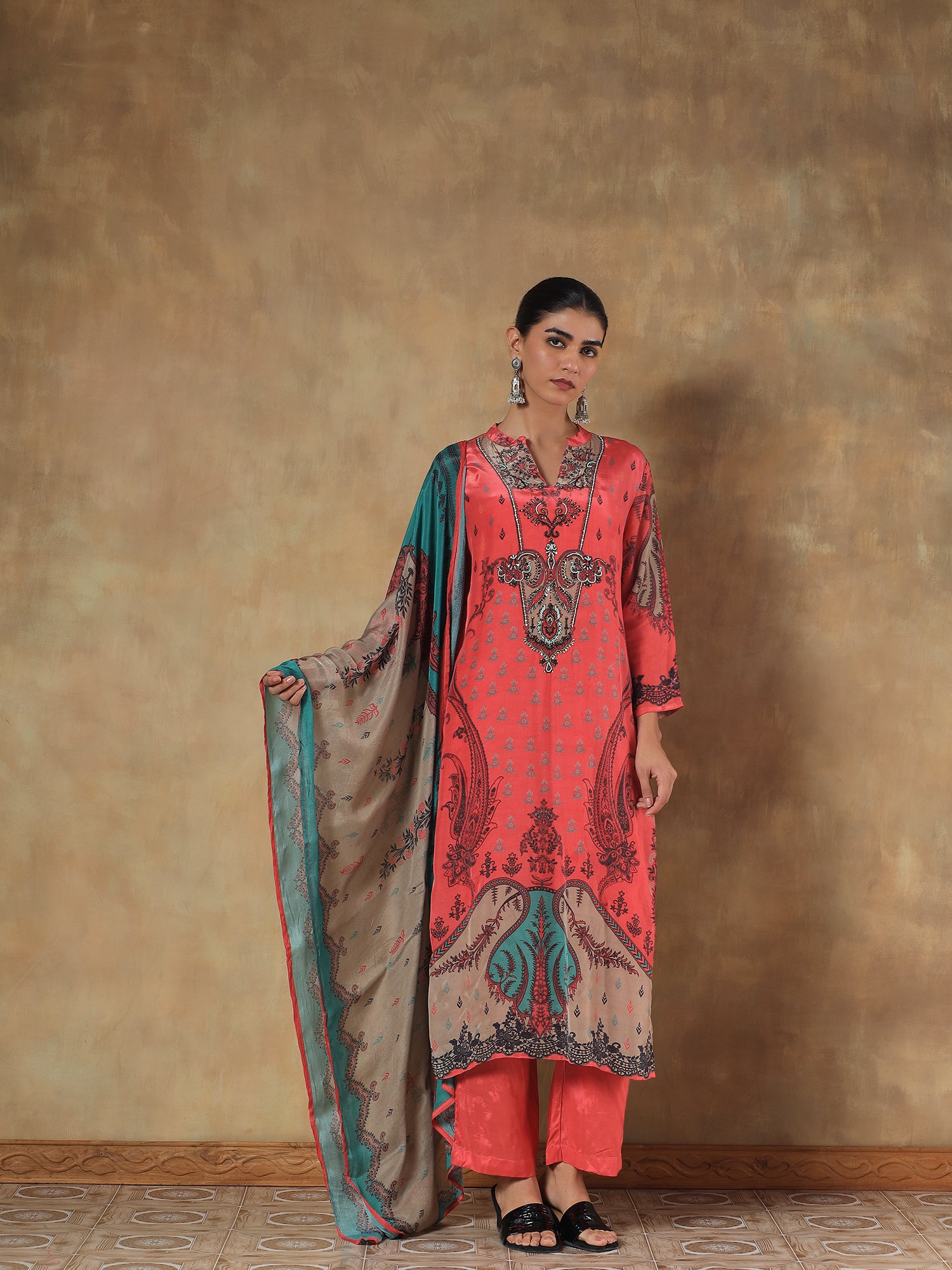 Ruhani Crepe Silk Embroidered 3-Piece Set - {1061/L}