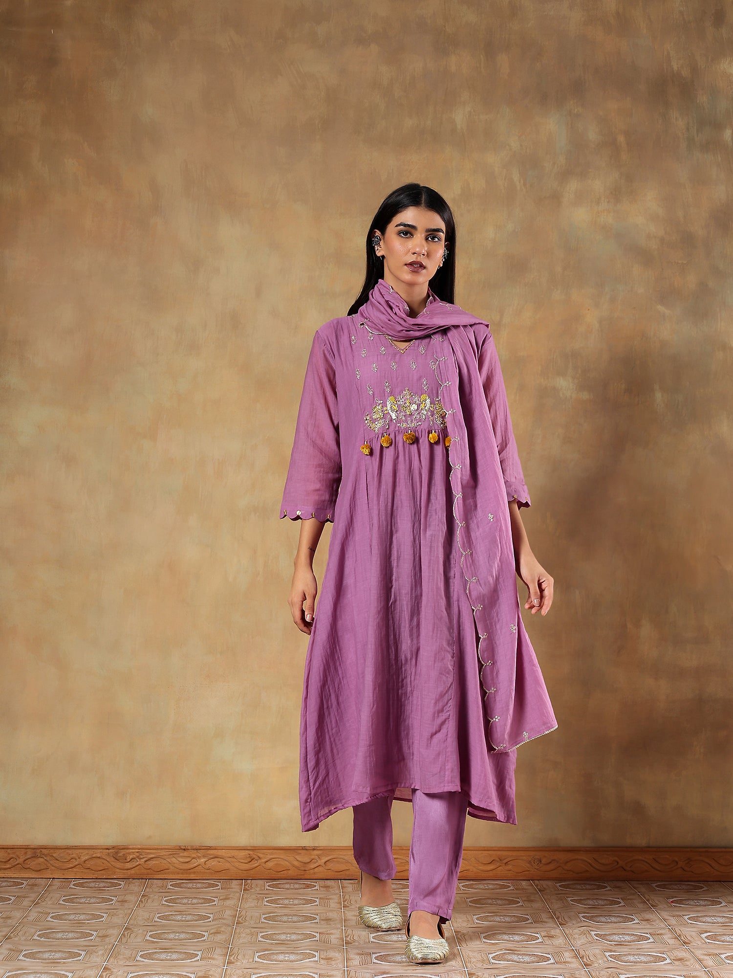 Suhaira Mul Cotton Chanderi Hand-Embroidered 3-Piece Set (Devri – D.No 2000)