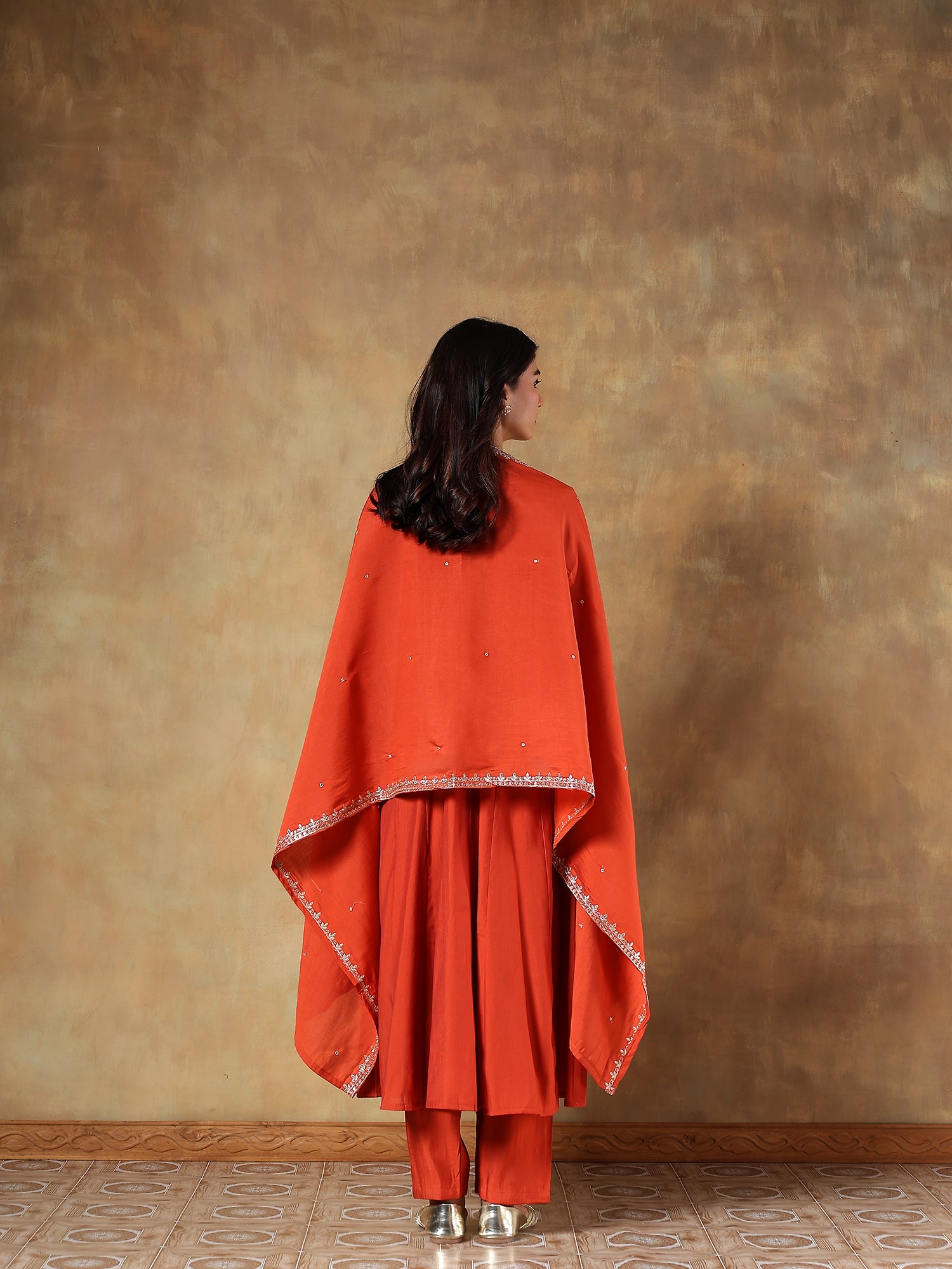 Aarushi Silk Hand-Embroidered 3-Piece Set (Devri – D.No 1092)