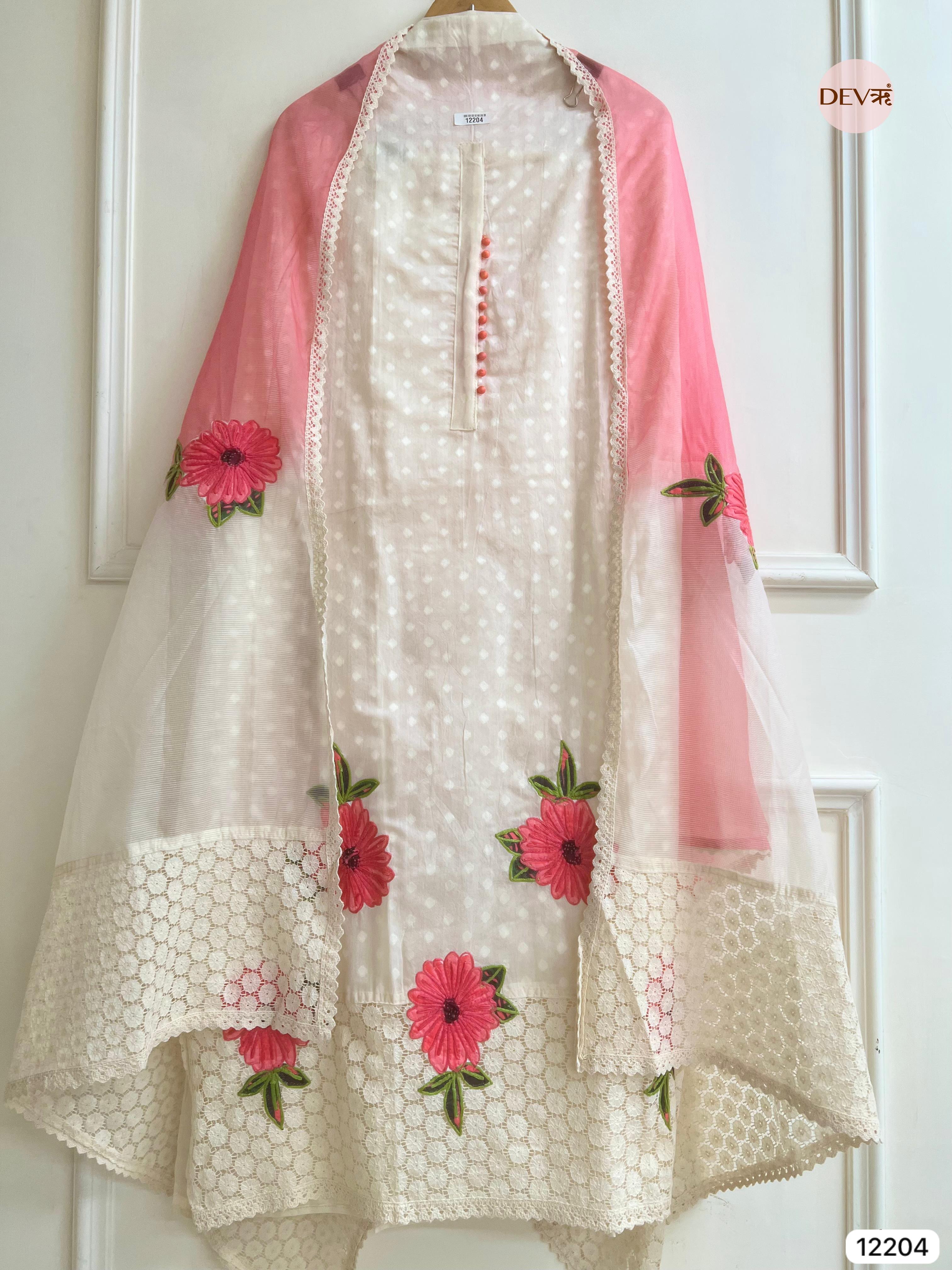 Aarini Mul Chanderi Floral-Embroidered 3-Piece Set (Devri – D.No 12204)