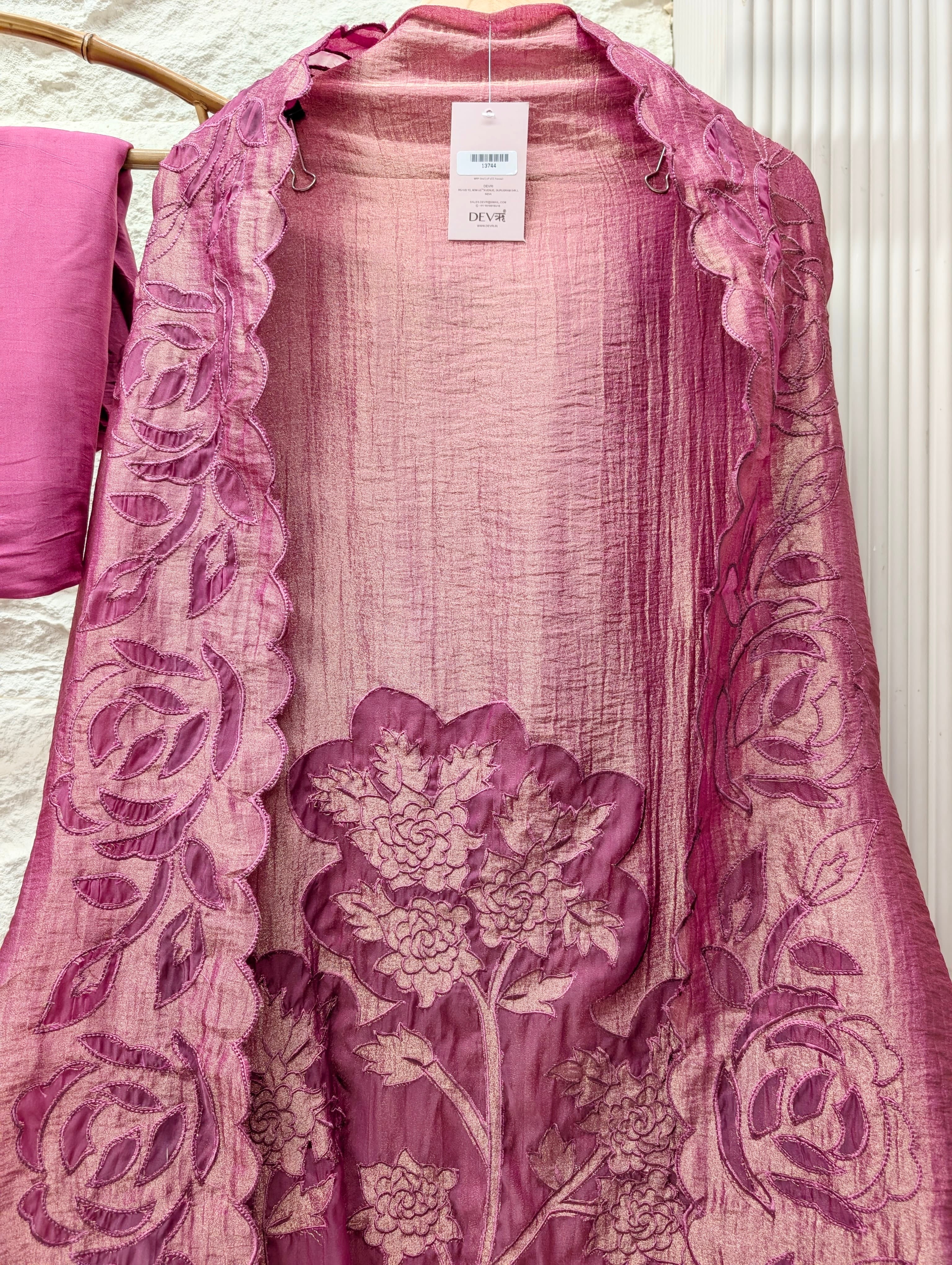 Pink Tissue Crush Silk Embroidered Unstitched 3-Piece Suit (Devri – D.No 13744)