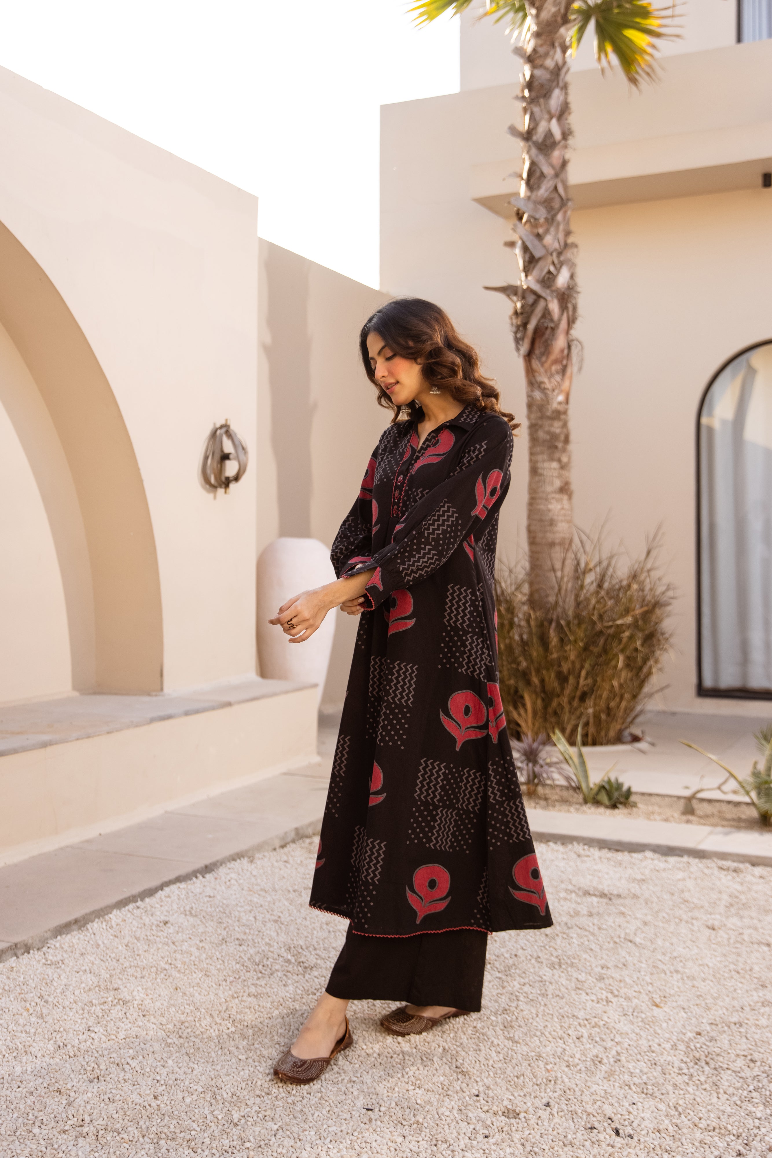 Inika Cotton Printed Ebony & Crimson 2-Piece Set (Devri – D.No 20095)