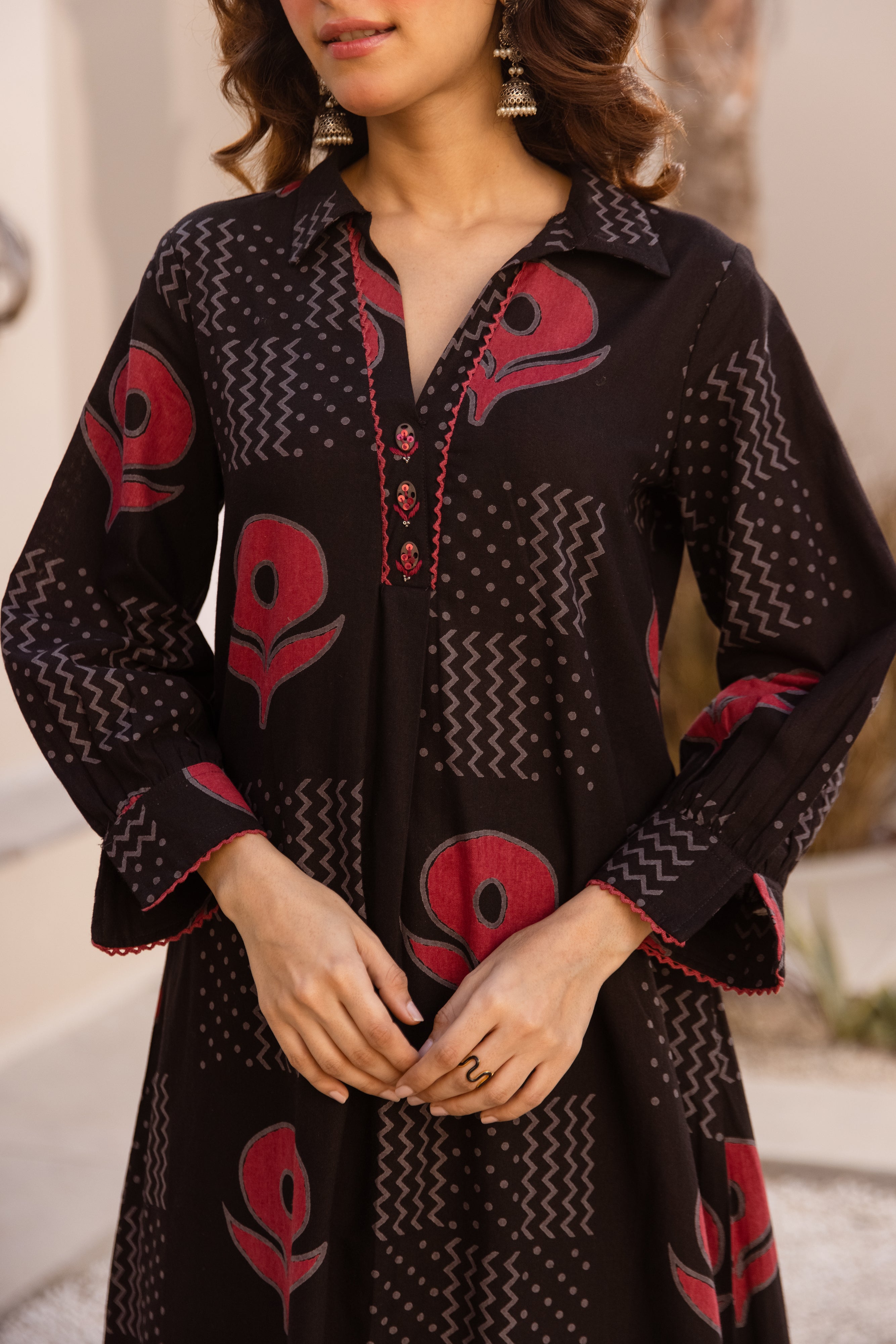 Inika Cotton Printed Ebony & Crimson 2-Piece Set (Devri – D.No 20095)