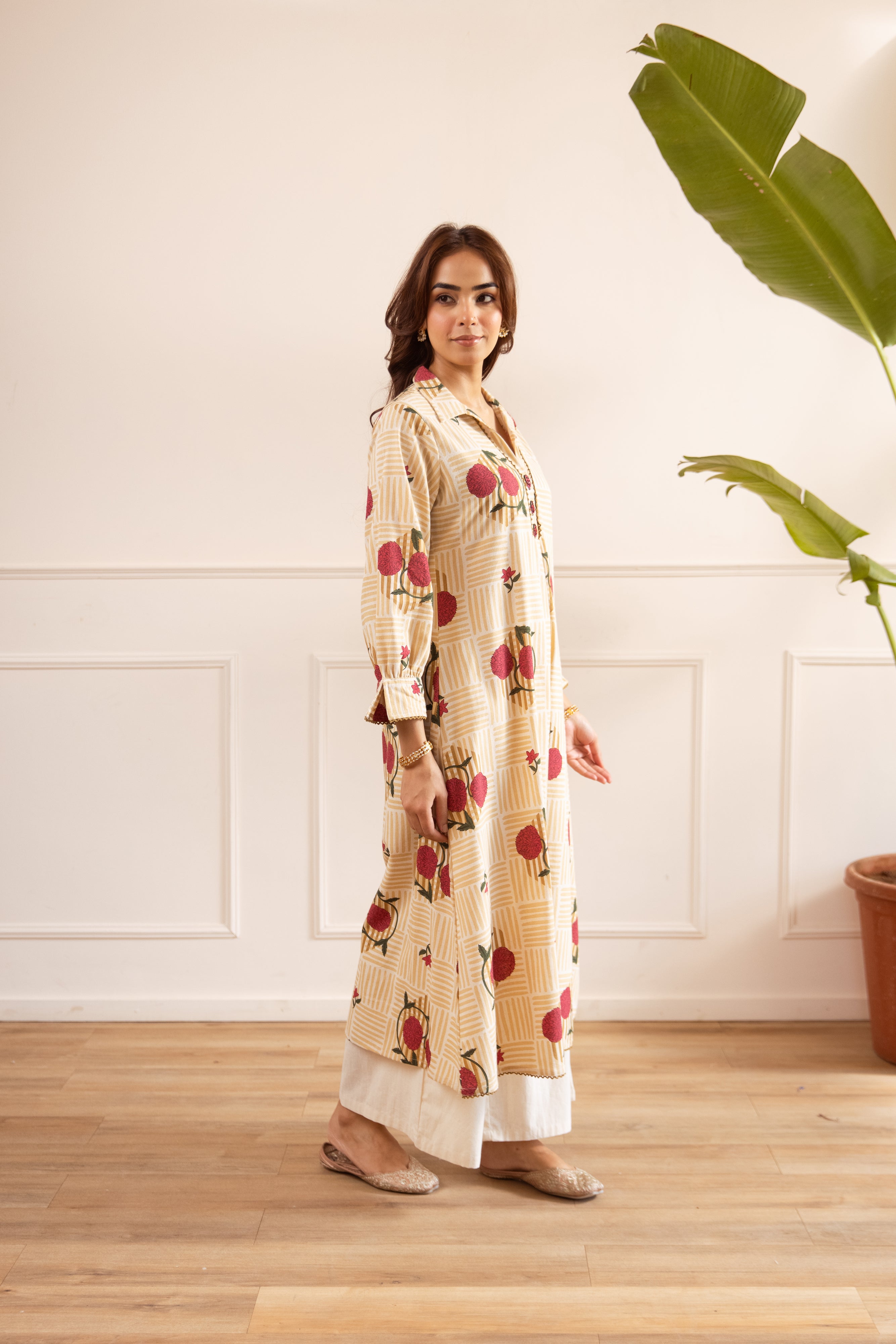 Gulnaar Pure cotton Printed Beige 3-Piece Set (Devri – D.No 21045)