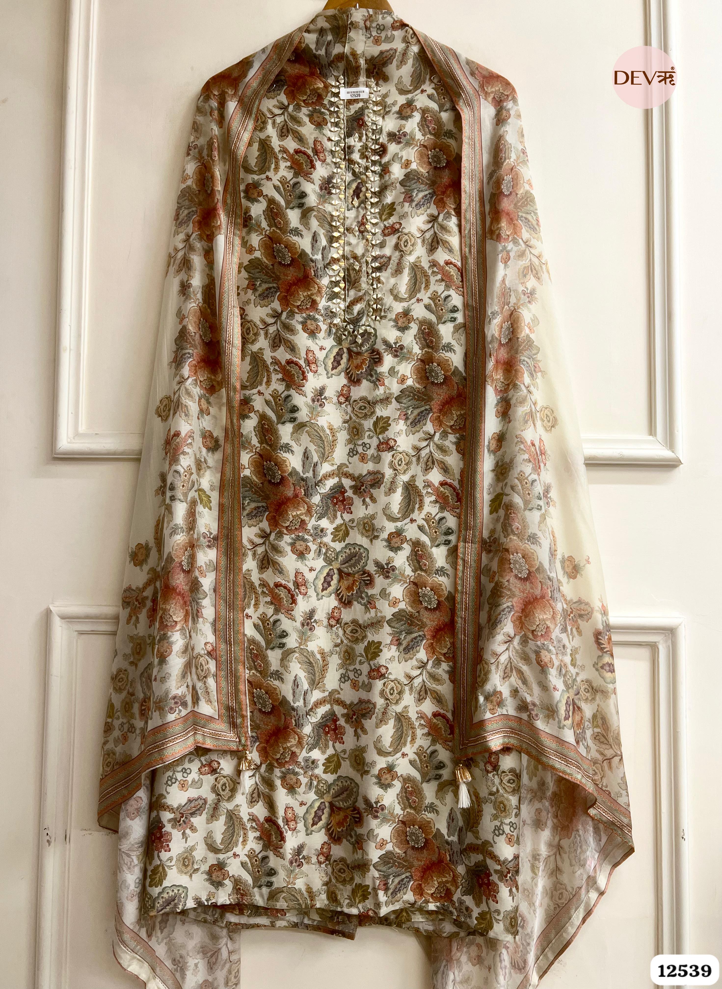Ivory Muslin Printed Unstitched 3-Piece Suit (Devri – D.No . 12539)
