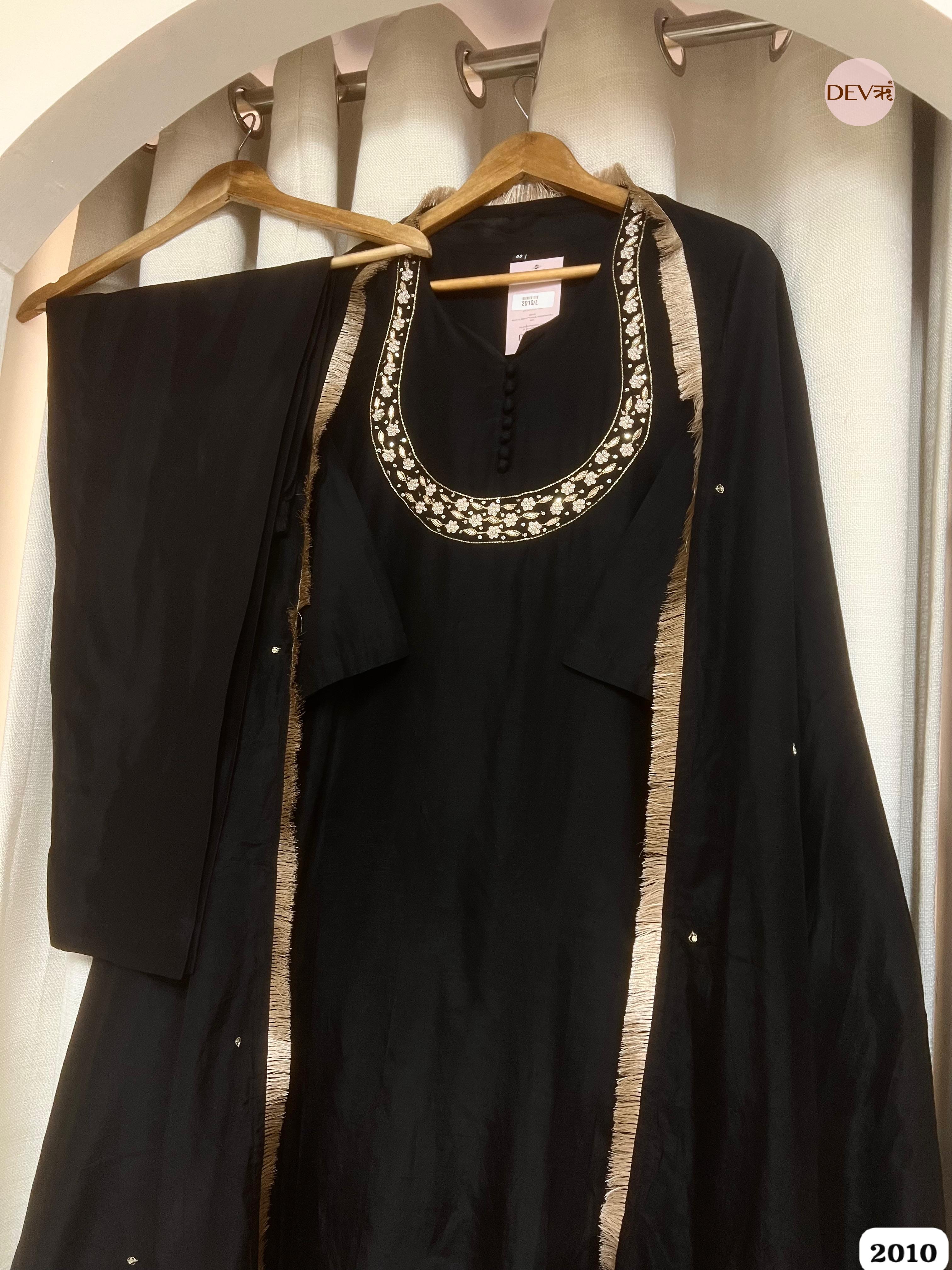 Zehra Pure Mul Silk Hand-Embroidered 3-Piece Set - {2010}