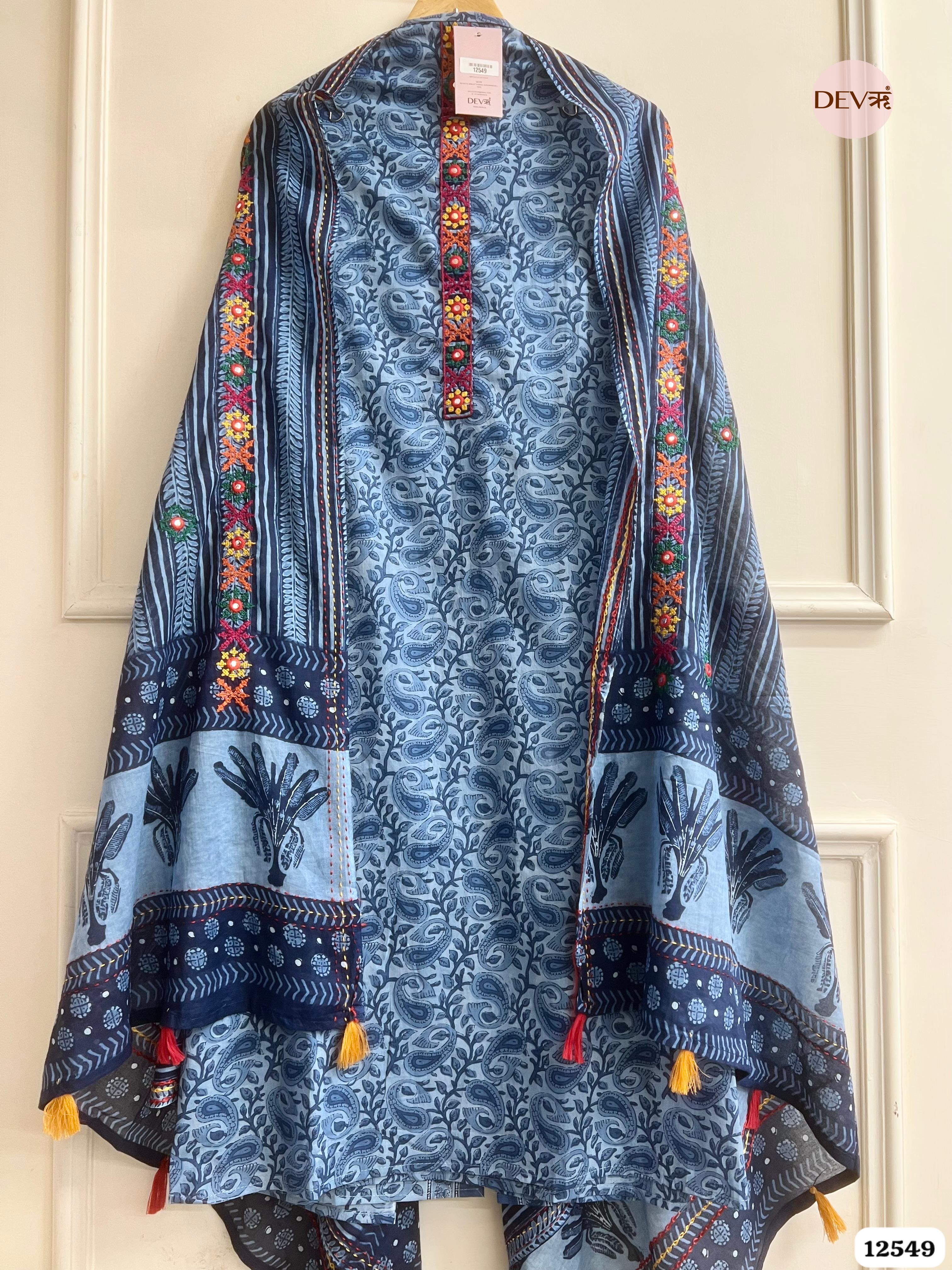 Blue Pure Cotton Printed Unstitched 3-Piece Suit (Devri – D.No 12549)