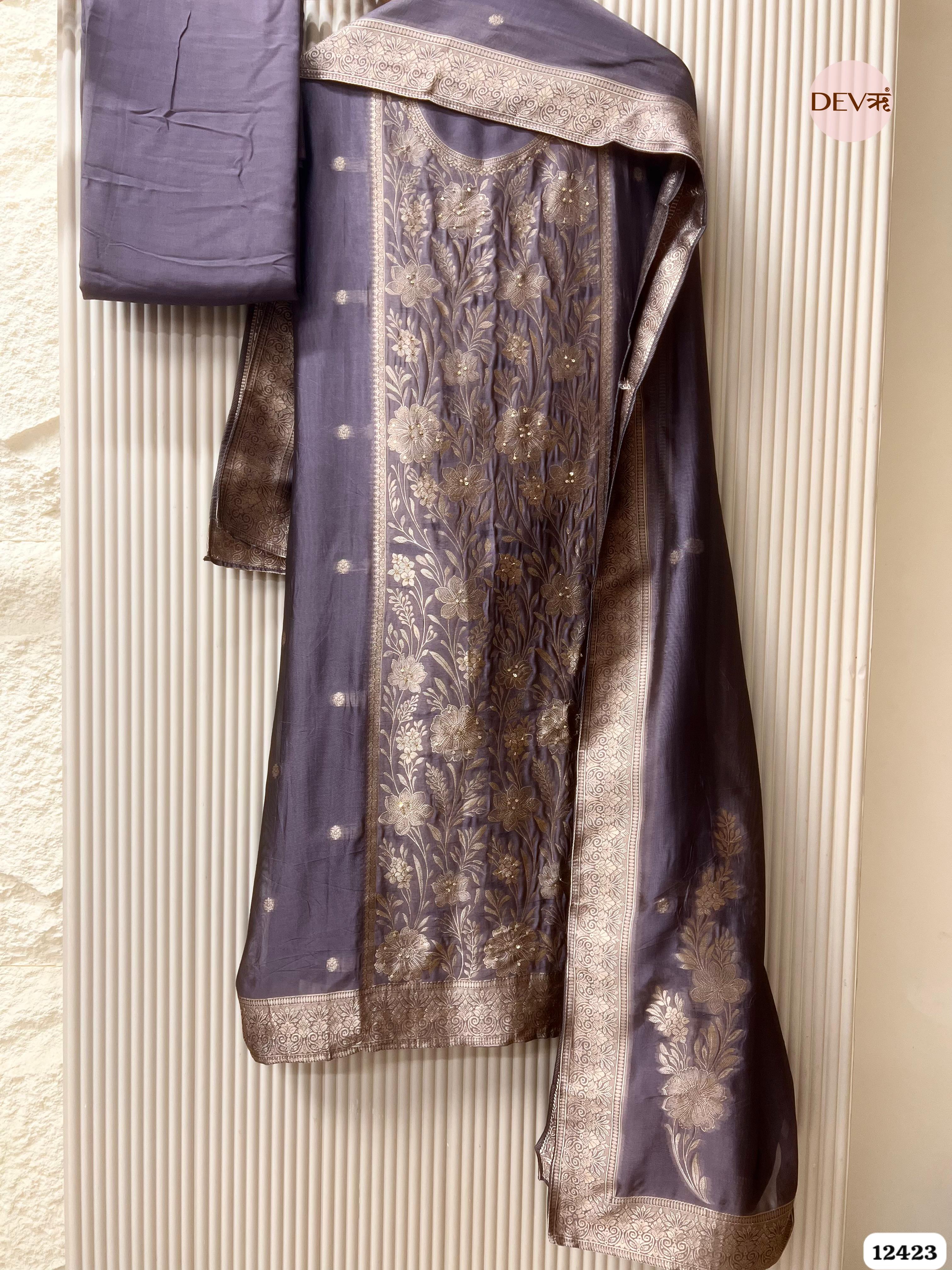 Dusty Mauve Banarasi Silk Embroidered Unstitched 3-Piece Suit (Devri – D.No . 12423)