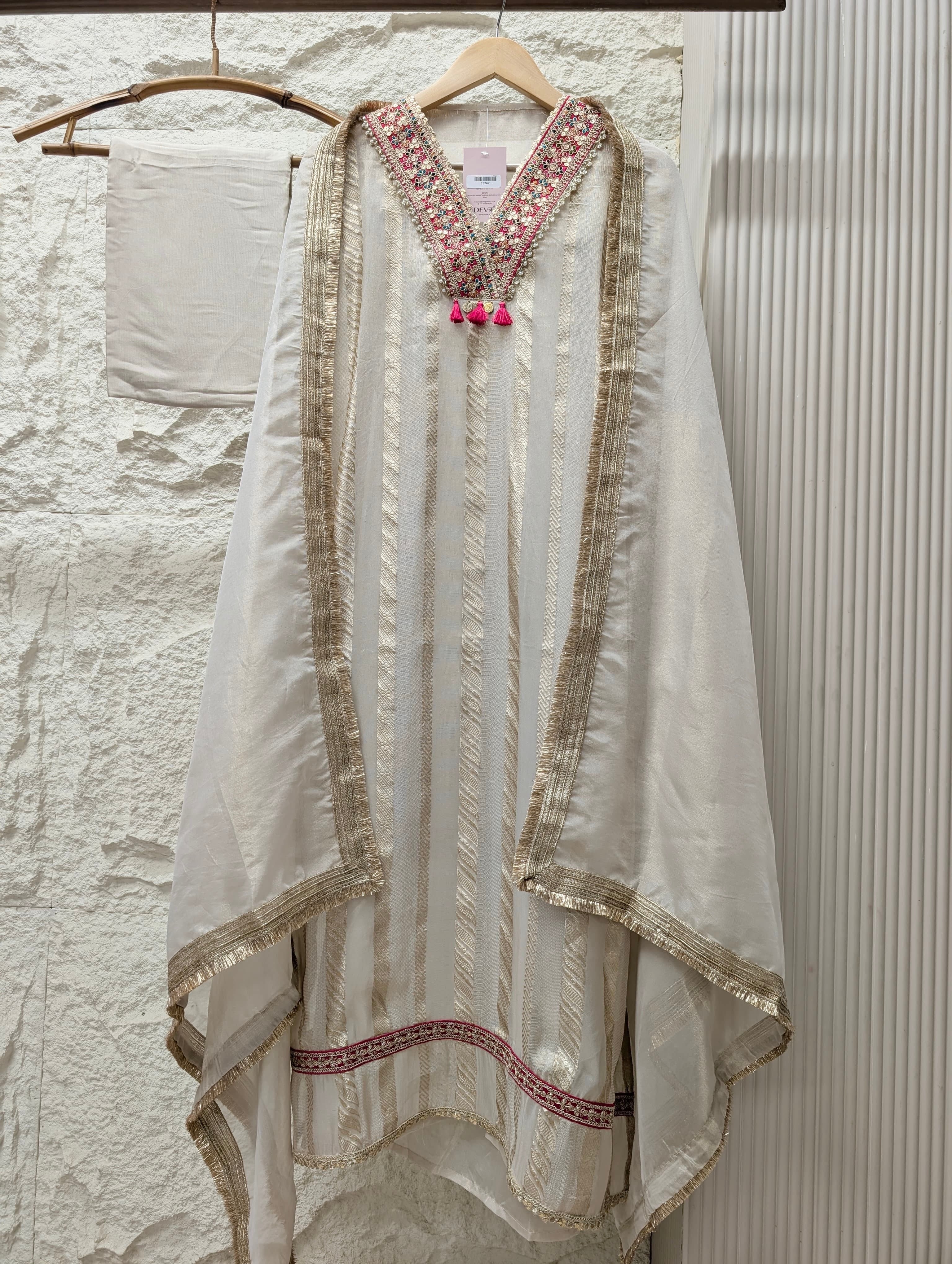 Off White Pure tissue silk Embroidered Unstitched 3-Piece Suit (Devri – D.No 13747)