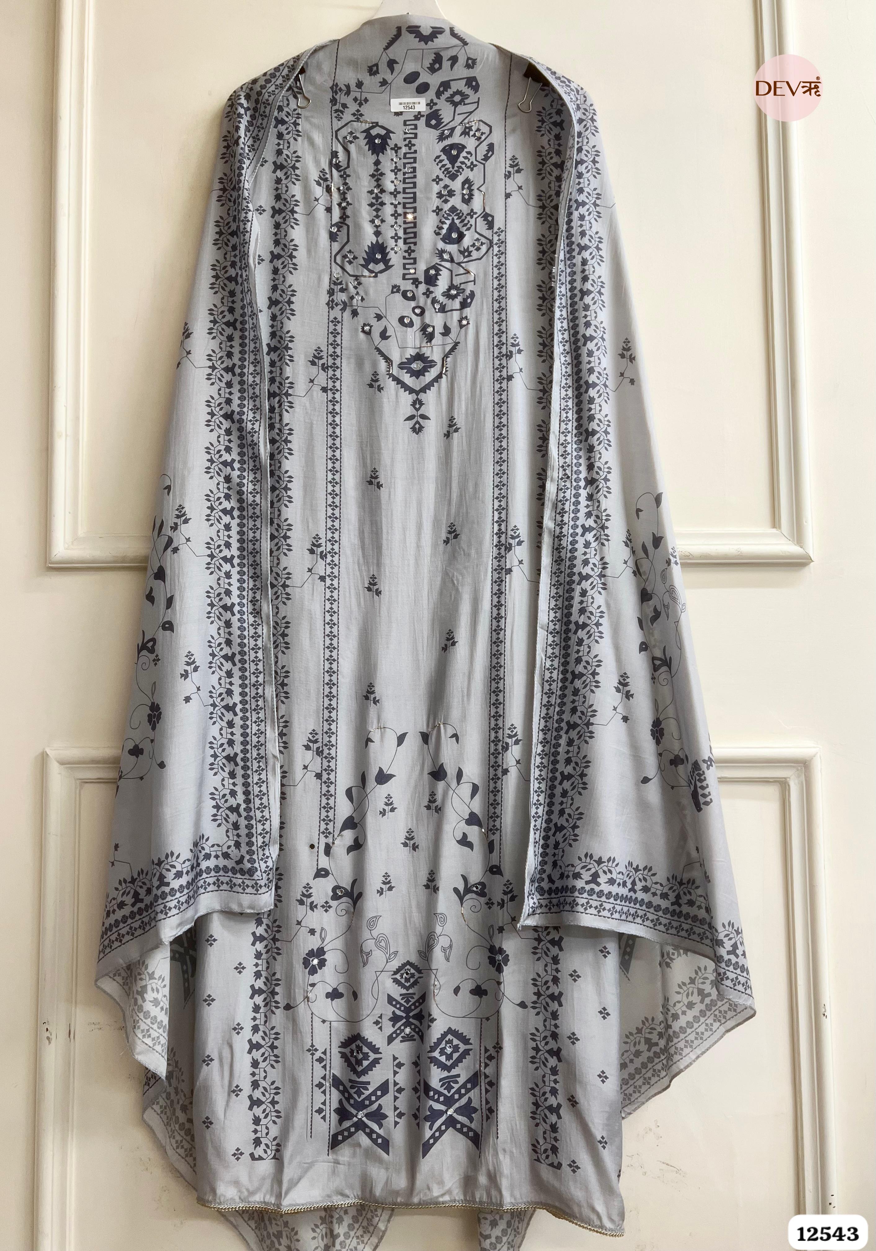 Grey Muslin Printed Unstitched 3-Piece Suit (Devri – D.No. 12543)