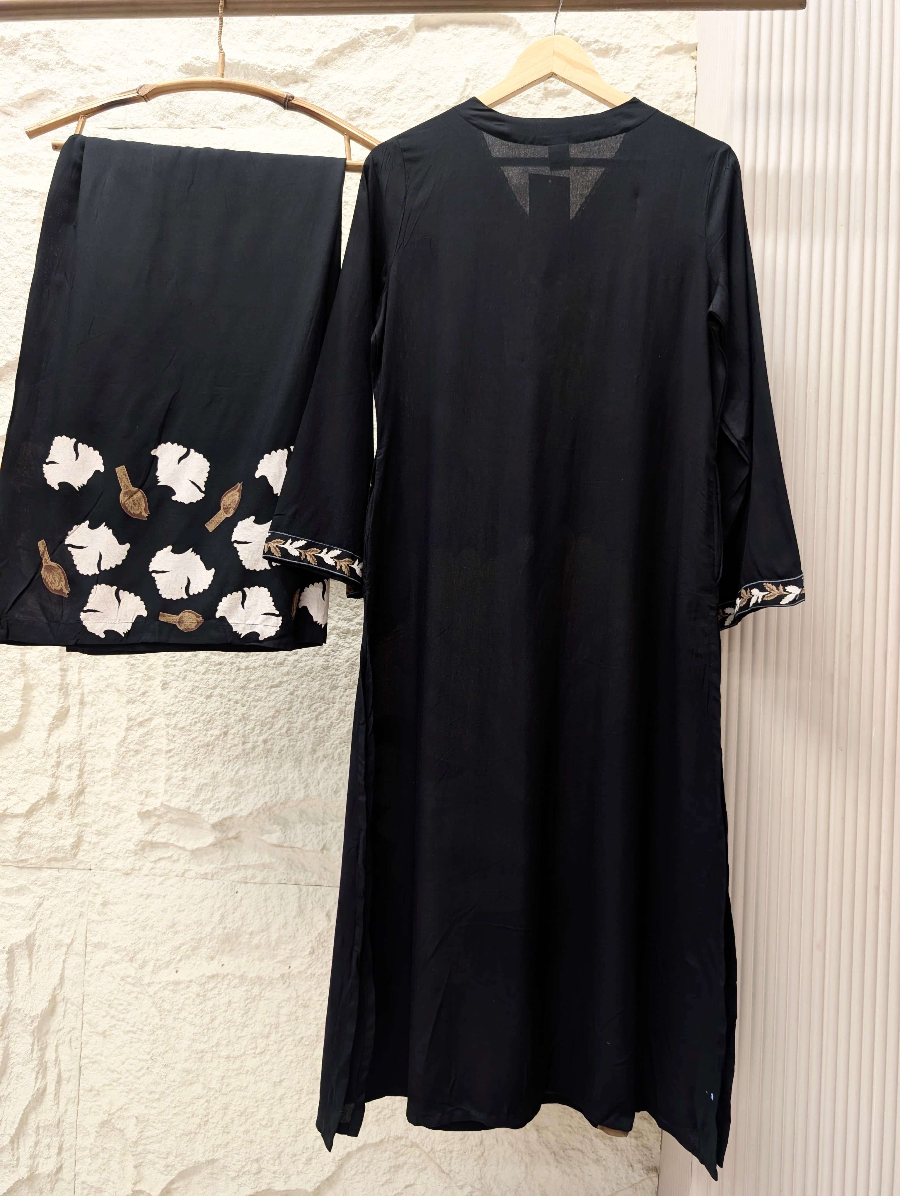 Gulnaar Reyon cotton Printed Black 2-Piece Set (Devri – D.No 21016)