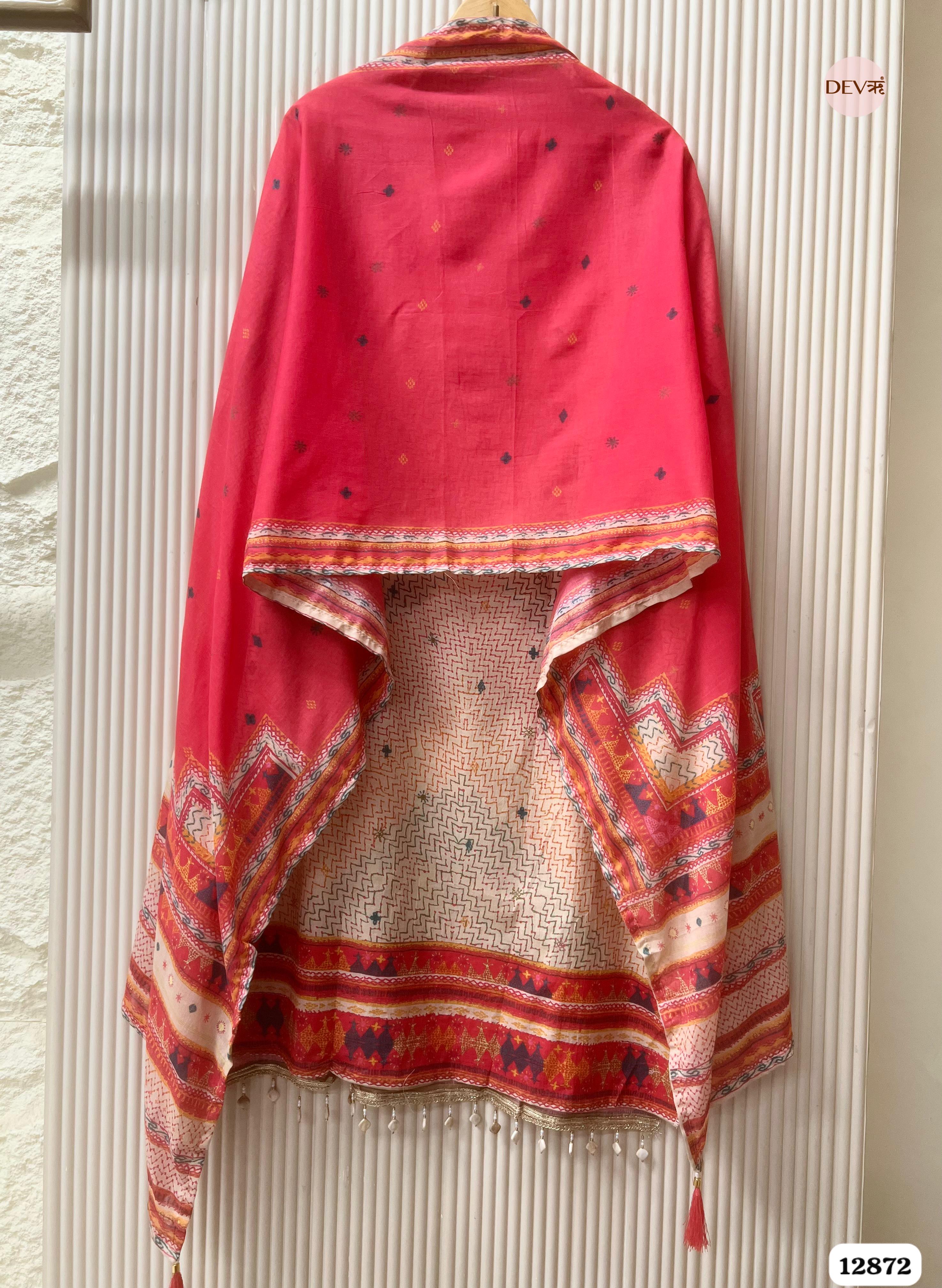 Pink Mul Cotton Printed Unstitched 3-Piece Suit (Devri – D.No 12872)