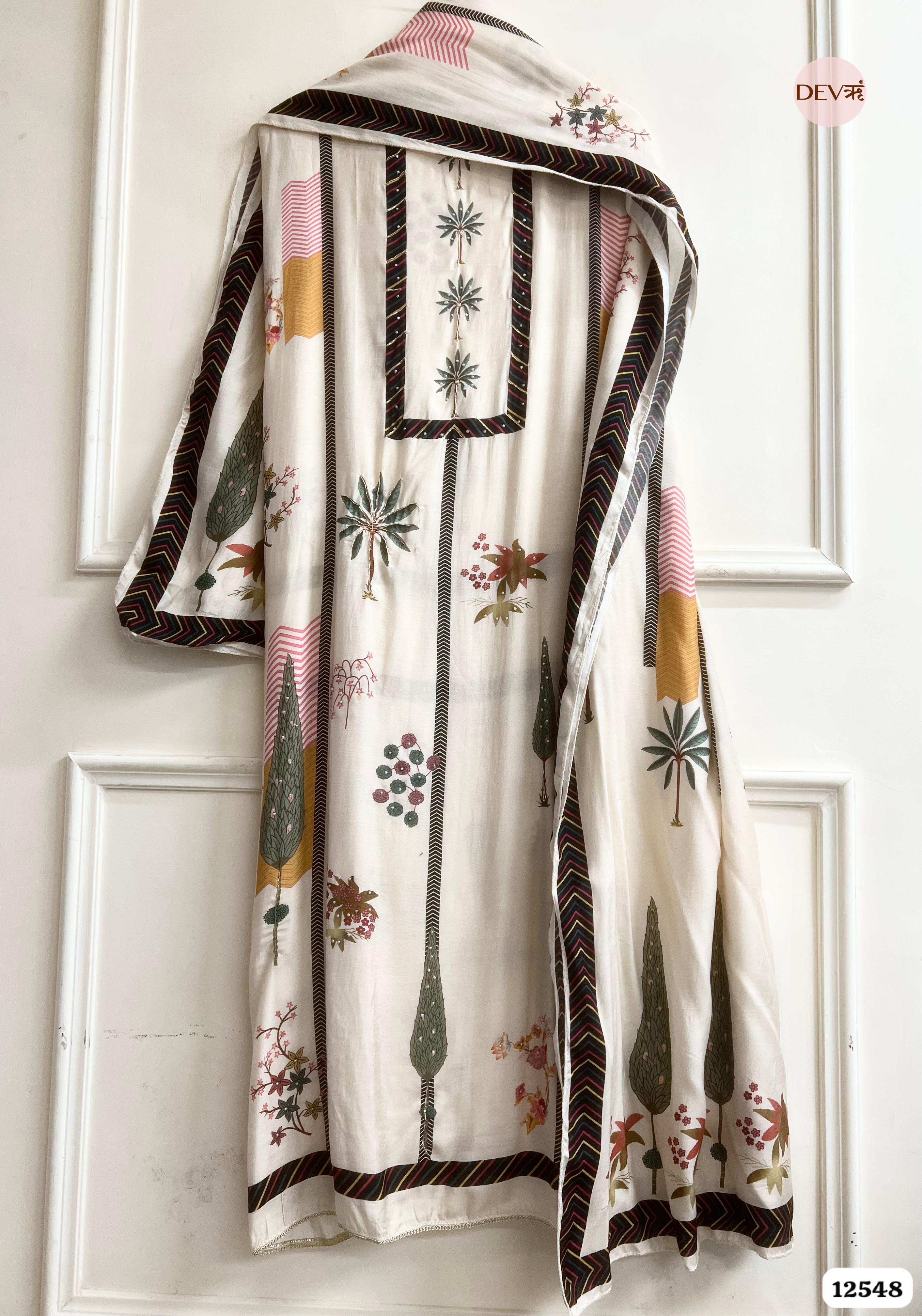 Off-White Muslin Printed Unstitched 3-Piece Suit (Devri – D.No 12548)