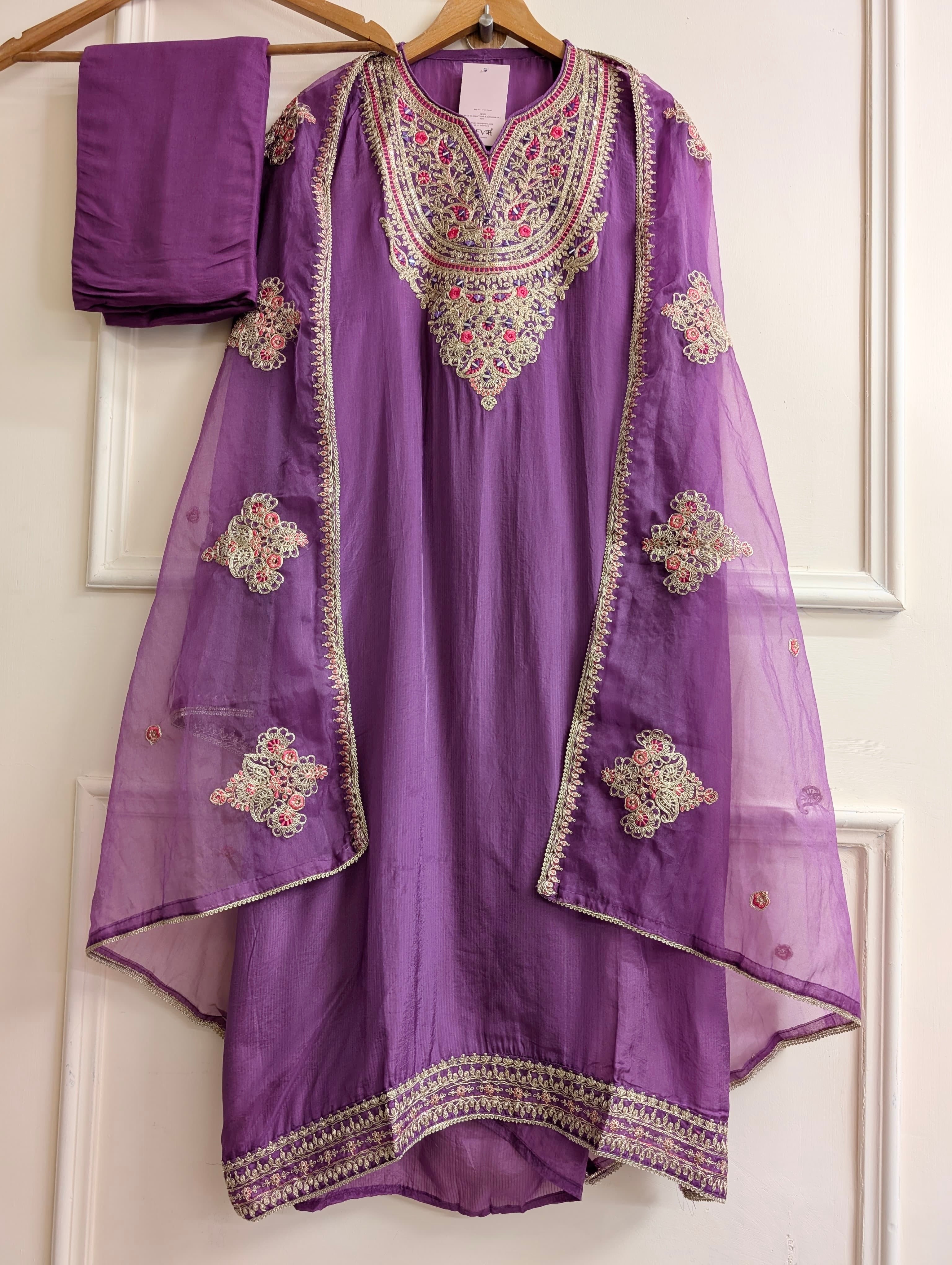 Purple Tissue Organza Silk Embroidered Unstitched 3-Piece Suit (Devri – D.No 13805)