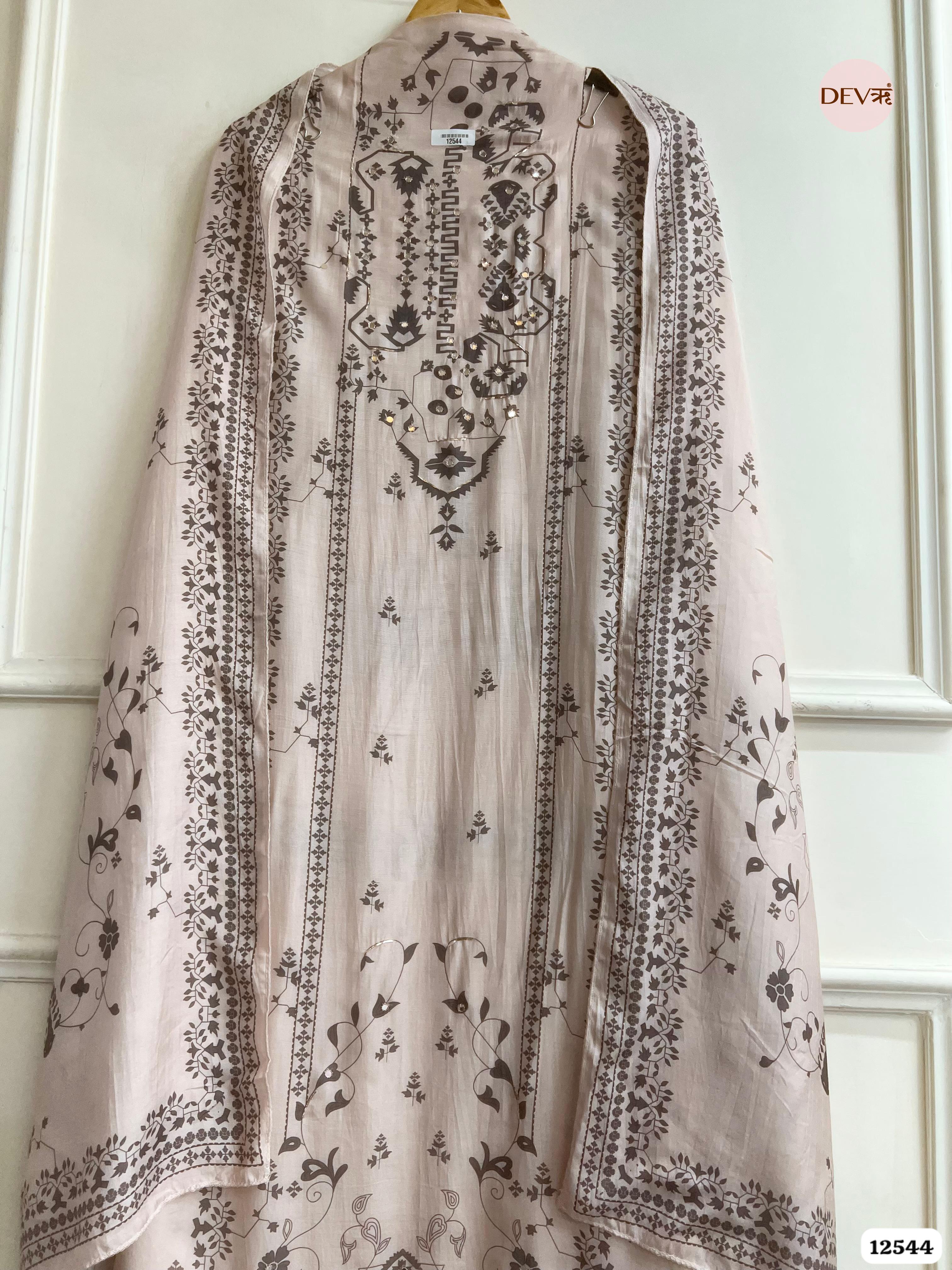 blush pink Muslin Printed Unstitched 3-Piece Suit (Devri – D.No 12544)