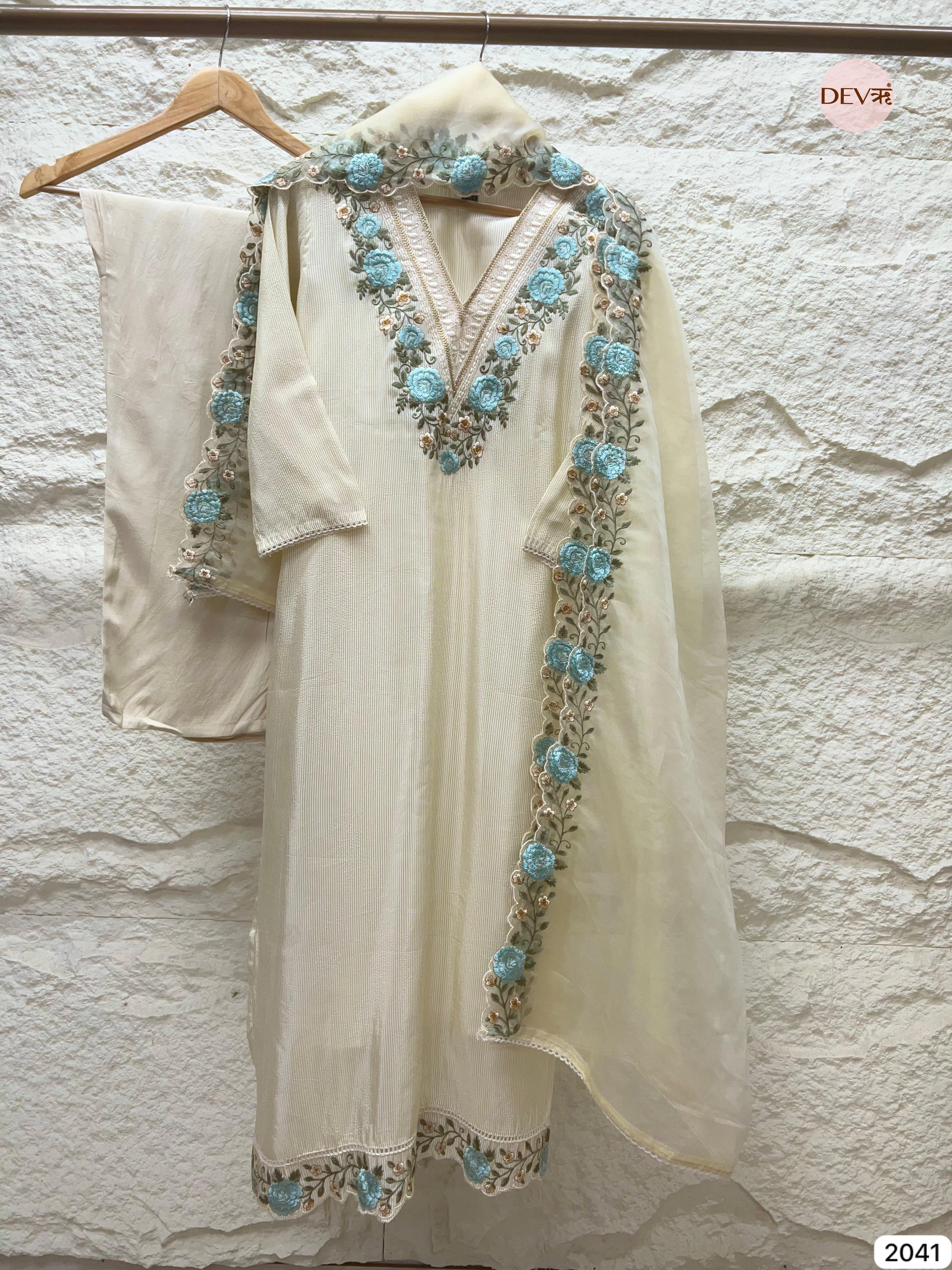 Noor-e-Zarina Tissue Silk Embroidered Peach 3-Piece Set (Devri – D.No 2041)