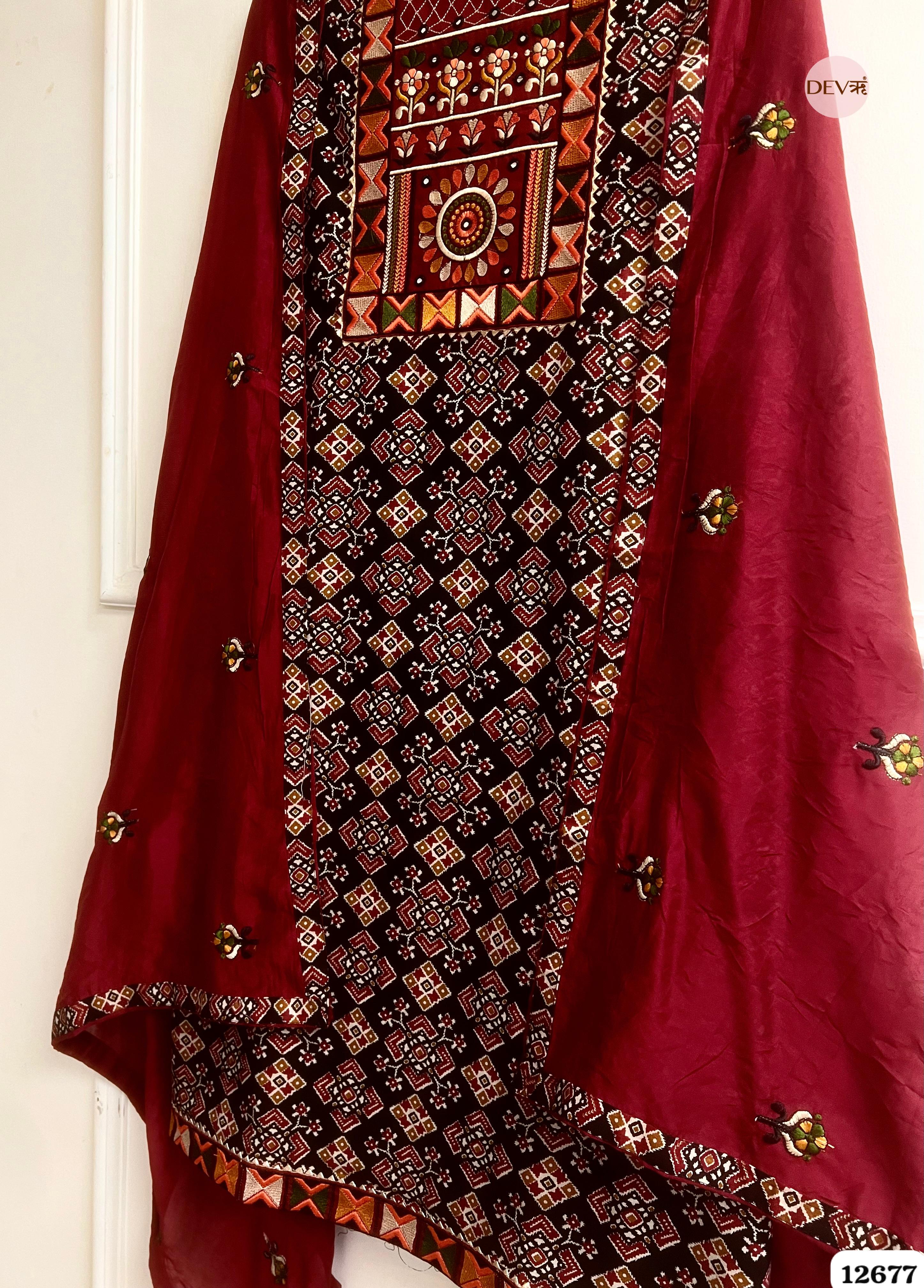 Maroon Modal Silk Printed Unstitched 3-Piece Suit (Devri – D.No 12677)