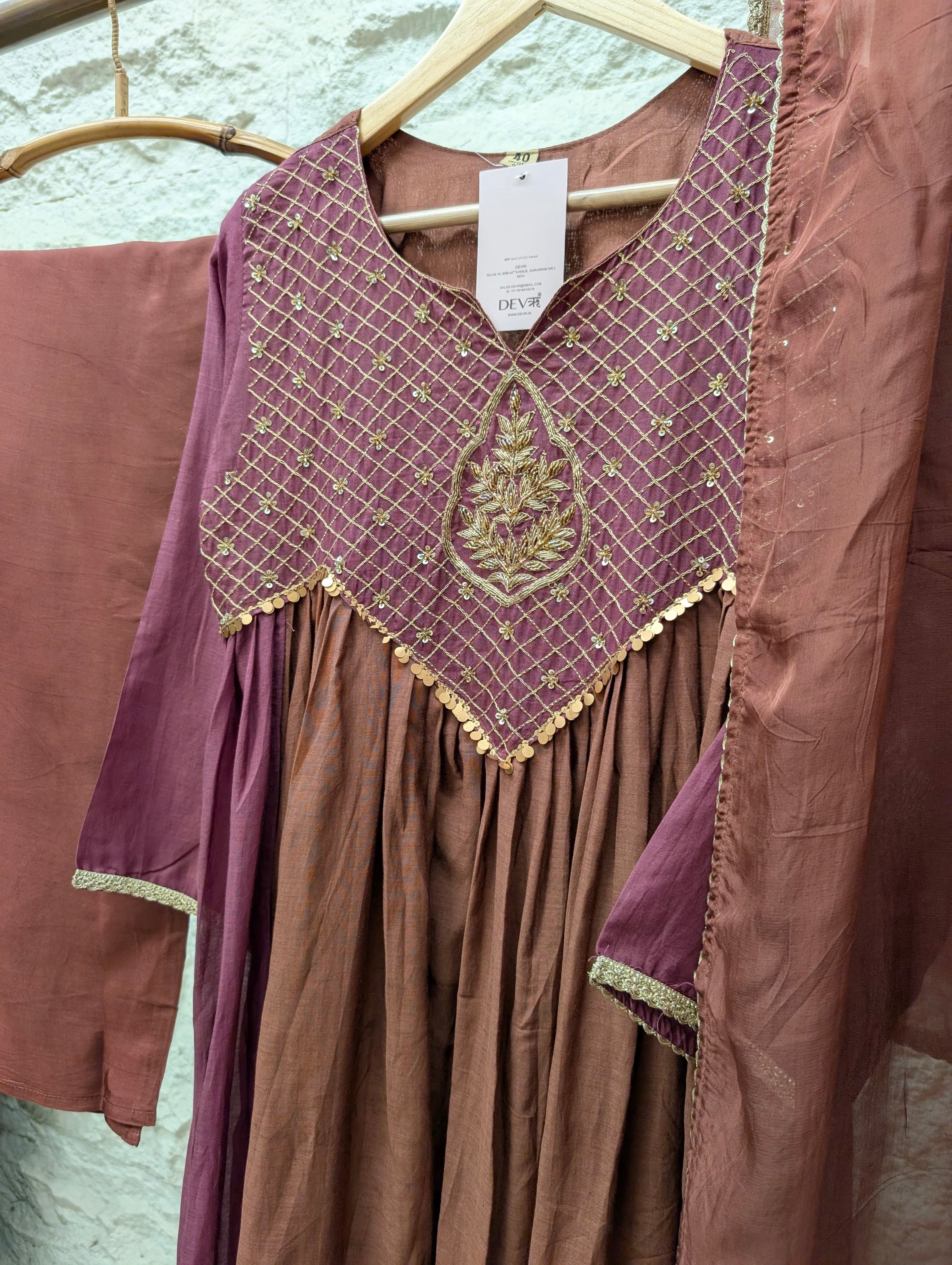 Varnika Mul Chanderi Embroidered Mauve 3-Piece Set (Devri – D.No 13803)