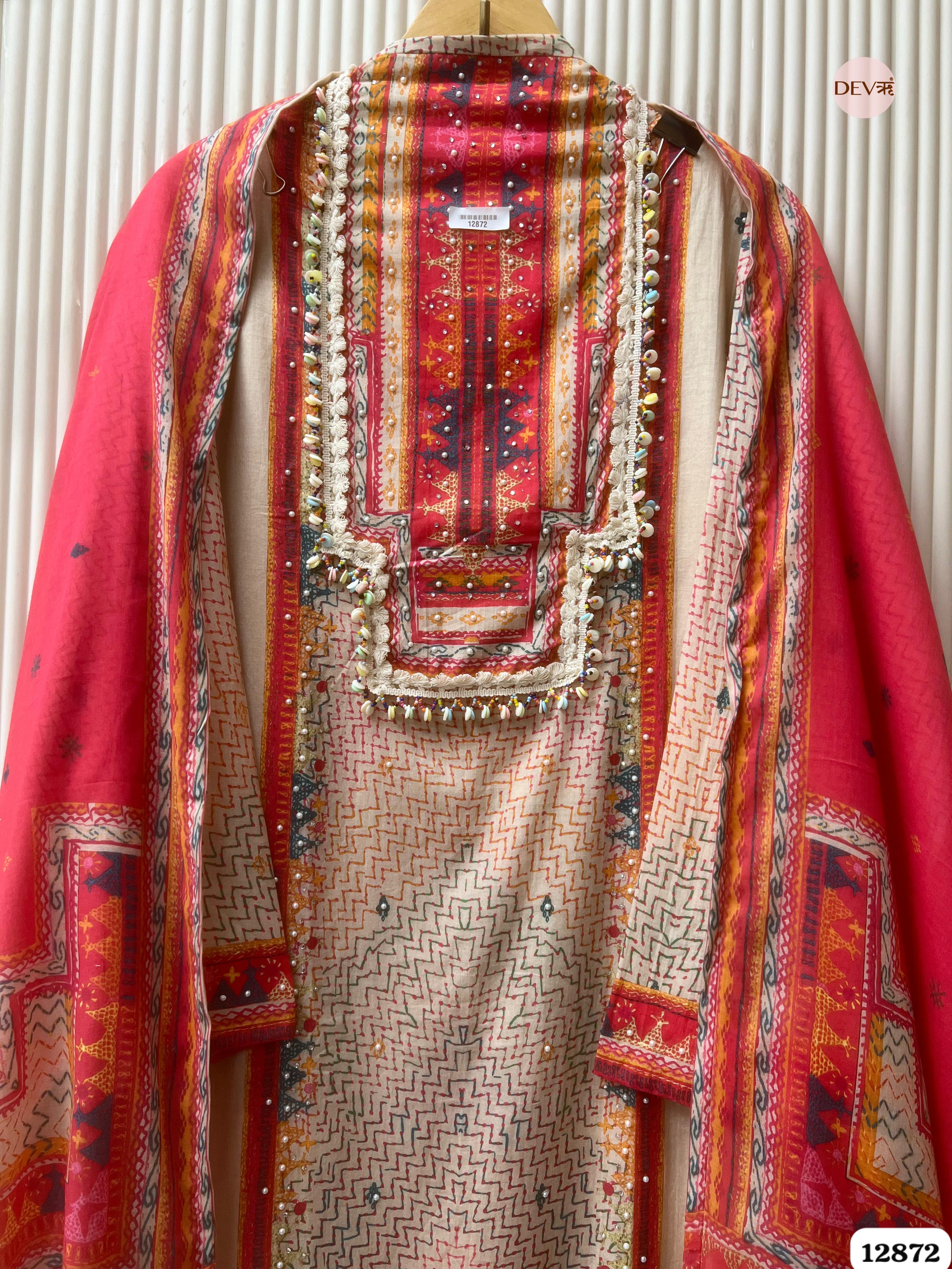 Pink Mul Cotton Printed Unstitched 3-Piece Suit (Devri – D.No 12872)